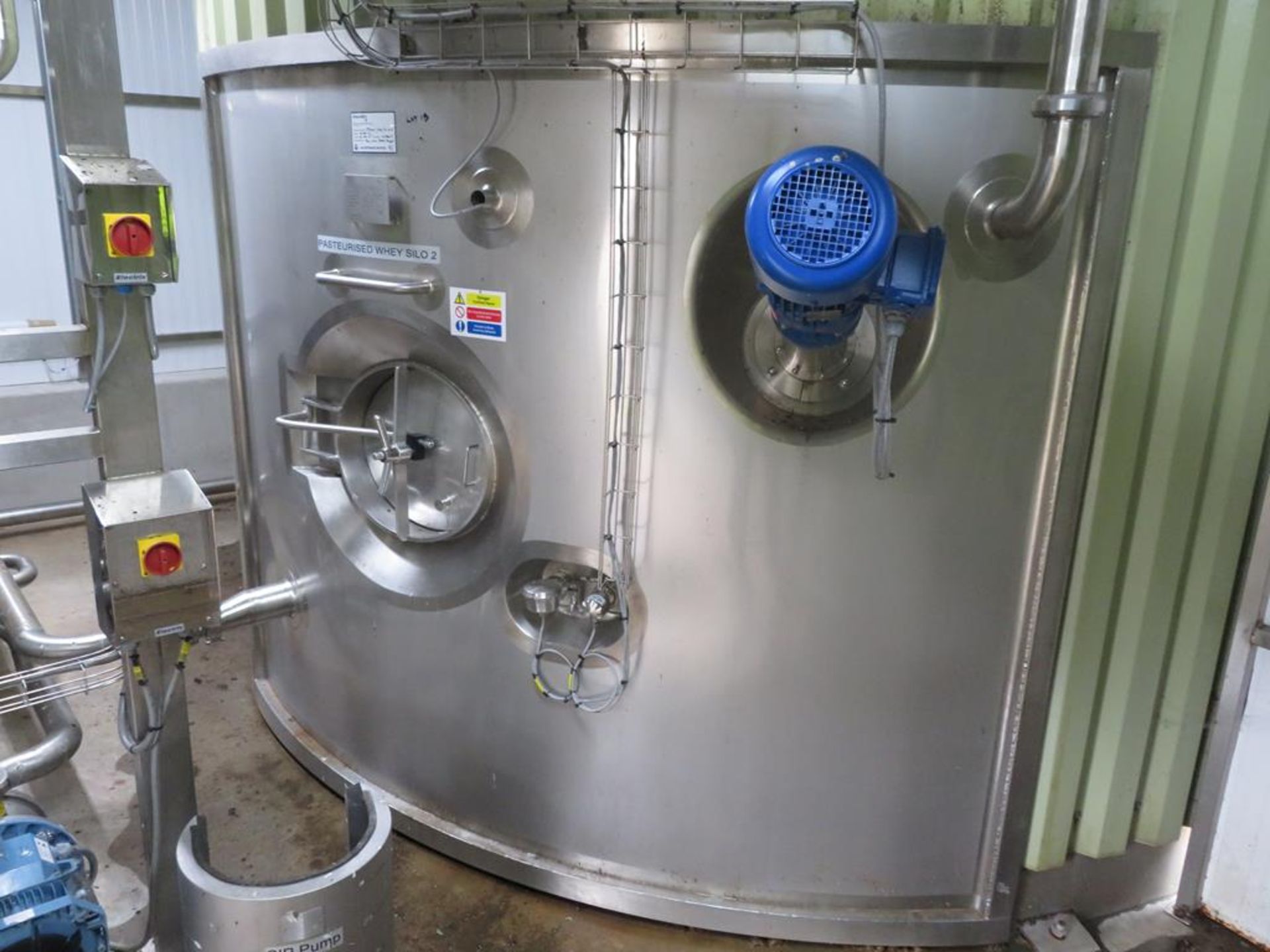 2015 Carsoe 150,000 litre stainless steel lagged a - Image 2 of 8