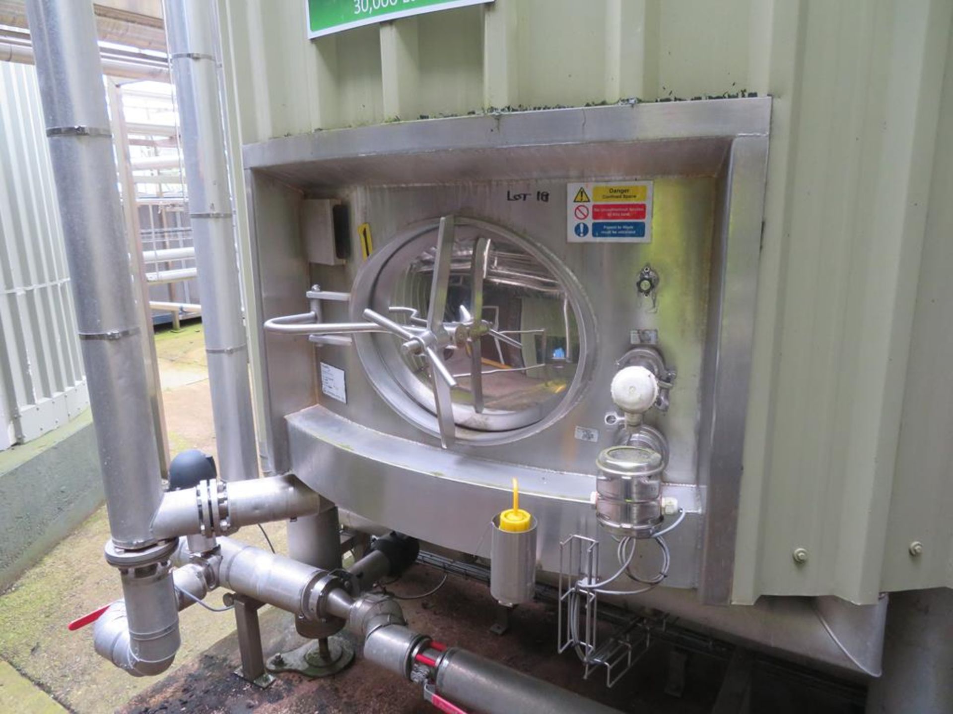 2013 BCD 30,000 litre stainless steel insulated an - Image 2 of 5