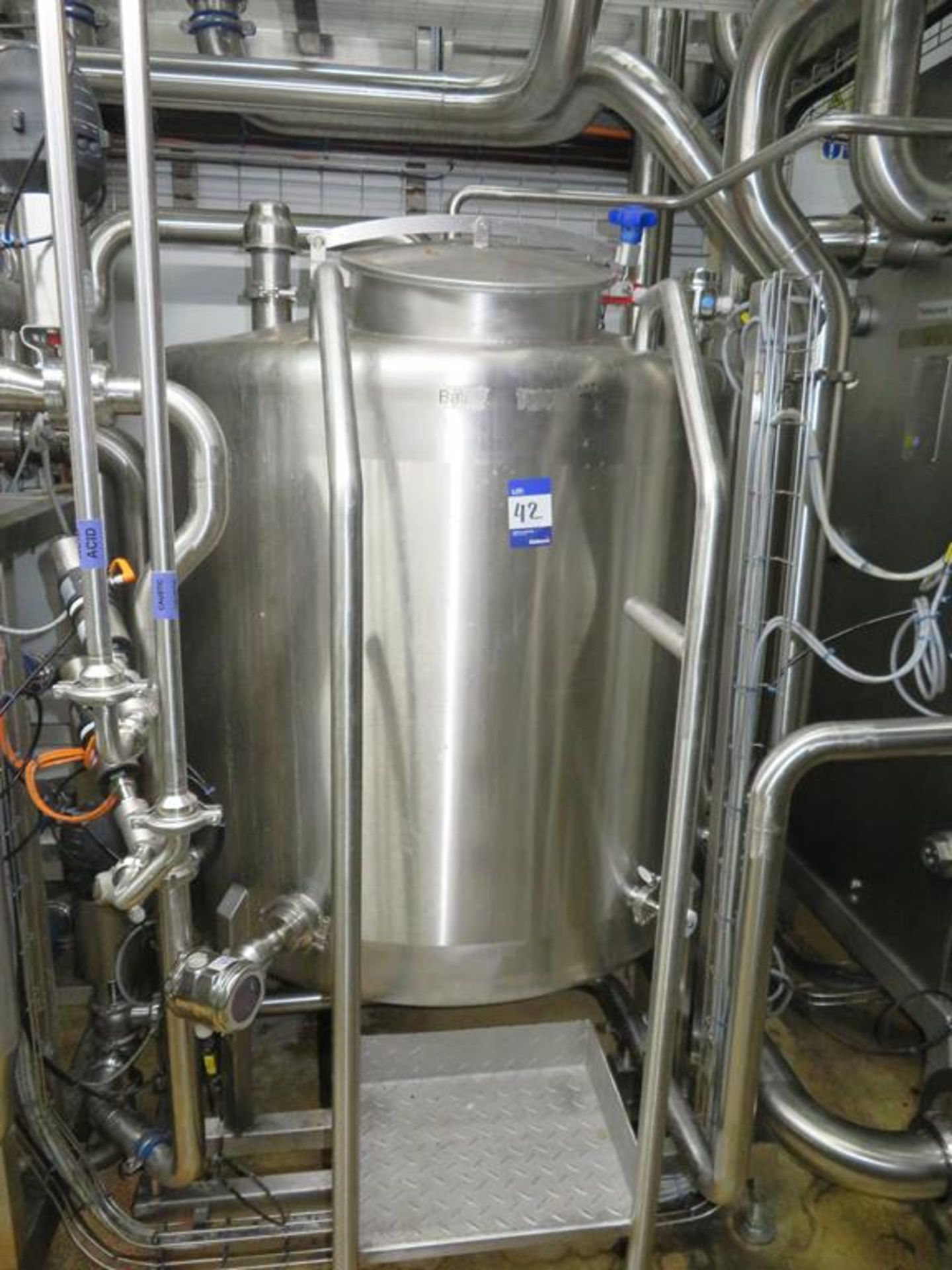 2 x stainless steel 800 litre tanks each with ABB - Image 4 of 5