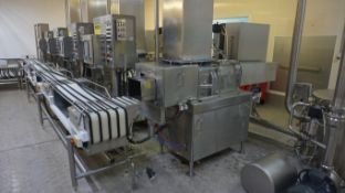 Alfa Laval vacuum fed 20Kg cheese block forming an