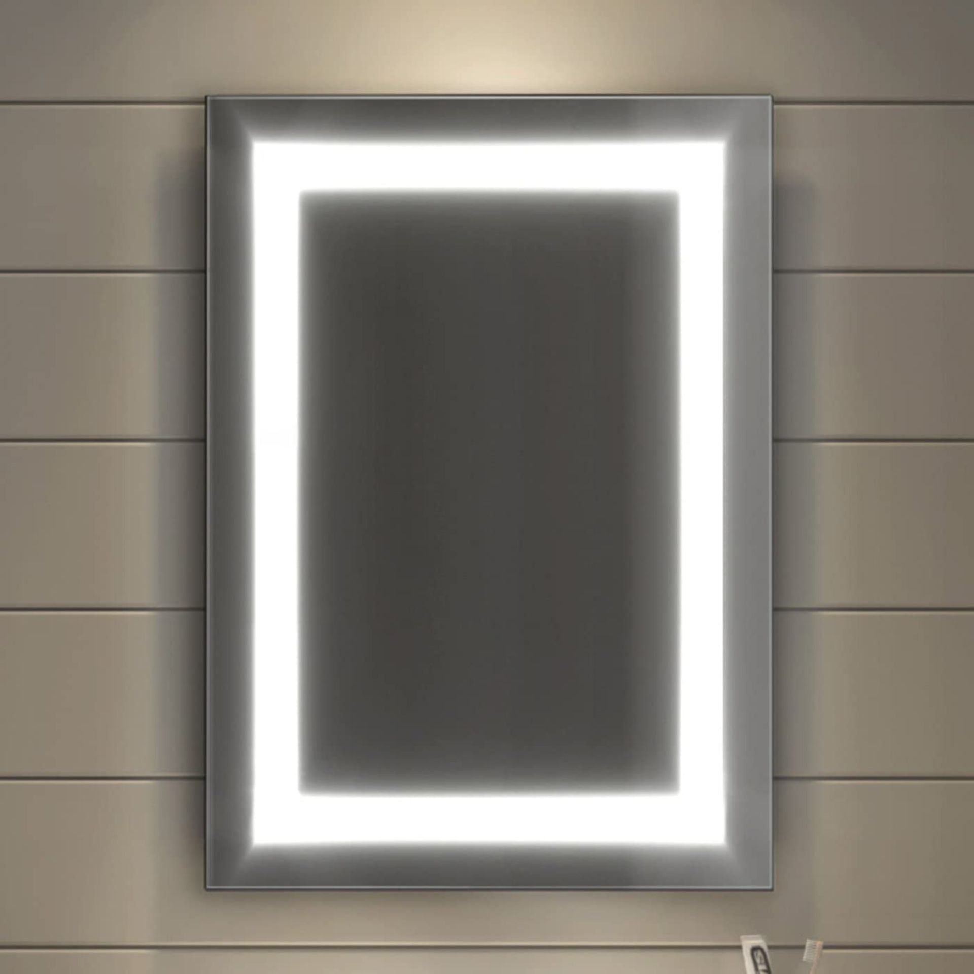 NEW 500x700mm Modern Illuminated Backlit LED Light Bathroom Mirror + Demister Pad. RRP £599.99.