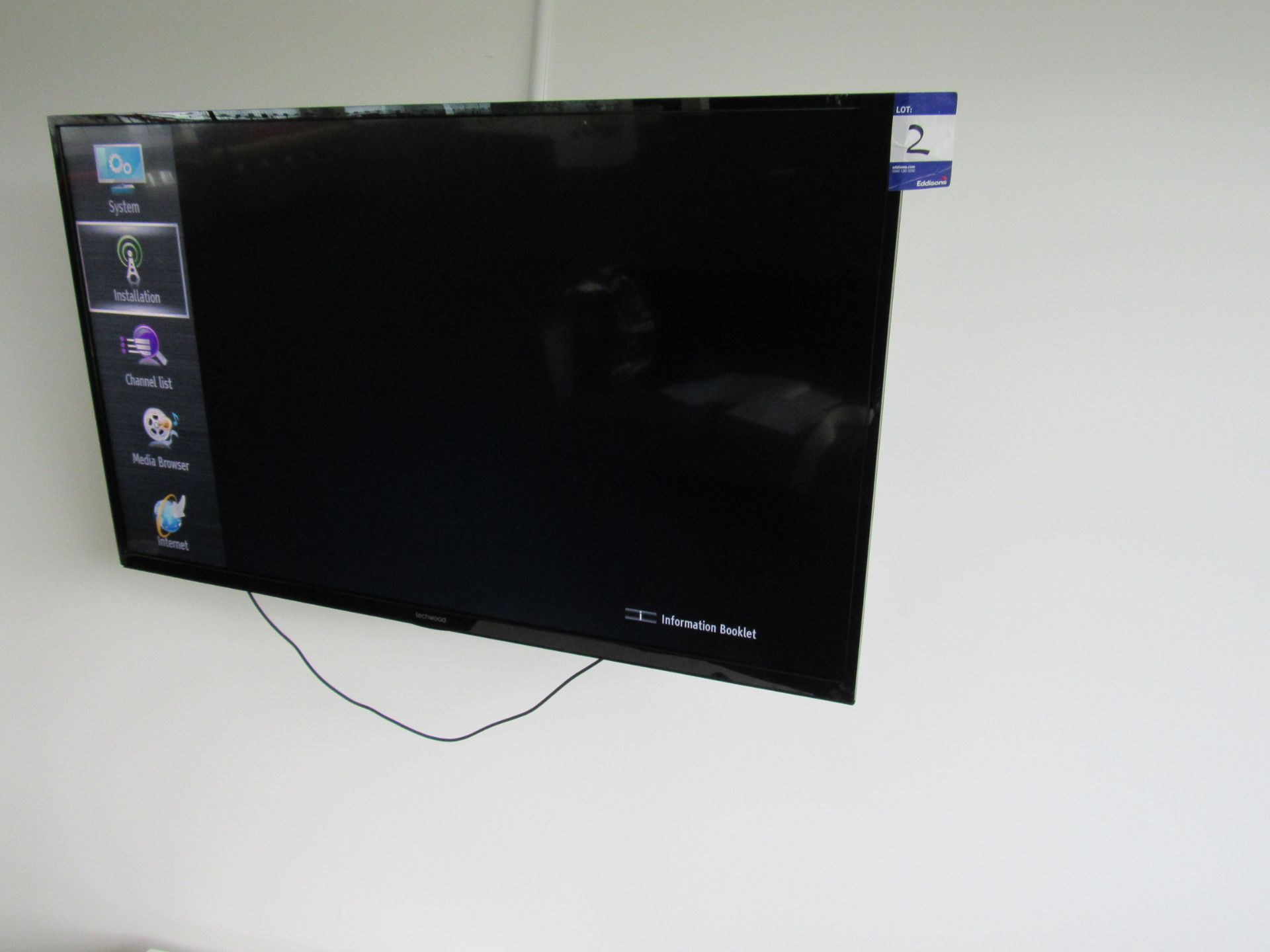 Techwood 55A04 USB 55in TV with Wall Mount - Image 3 of 4