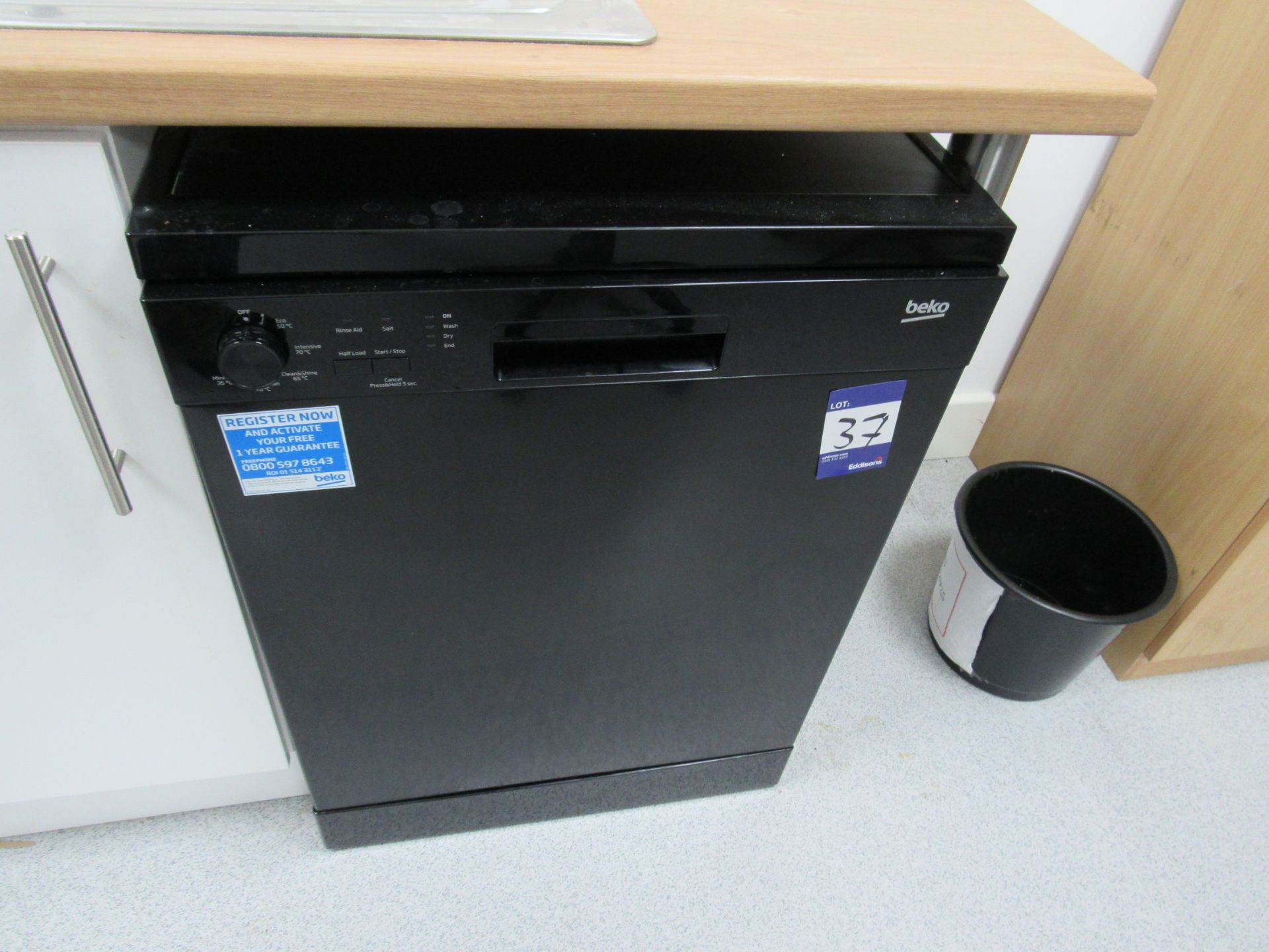 Beko DFN05R10B Freestanding Dishwasher