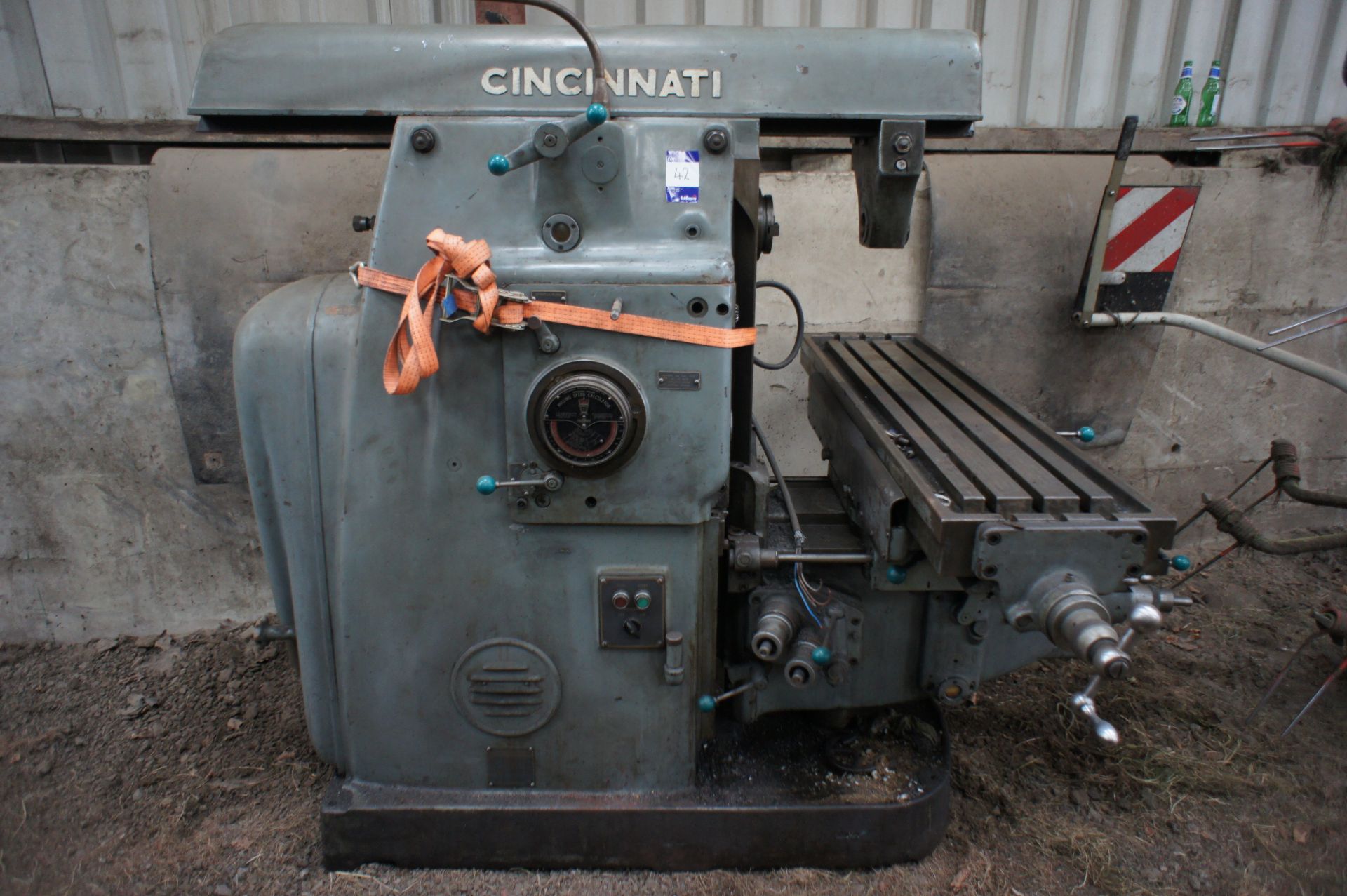 Cincinnati No.3U Universal Milling Machine - Image 3 of 19