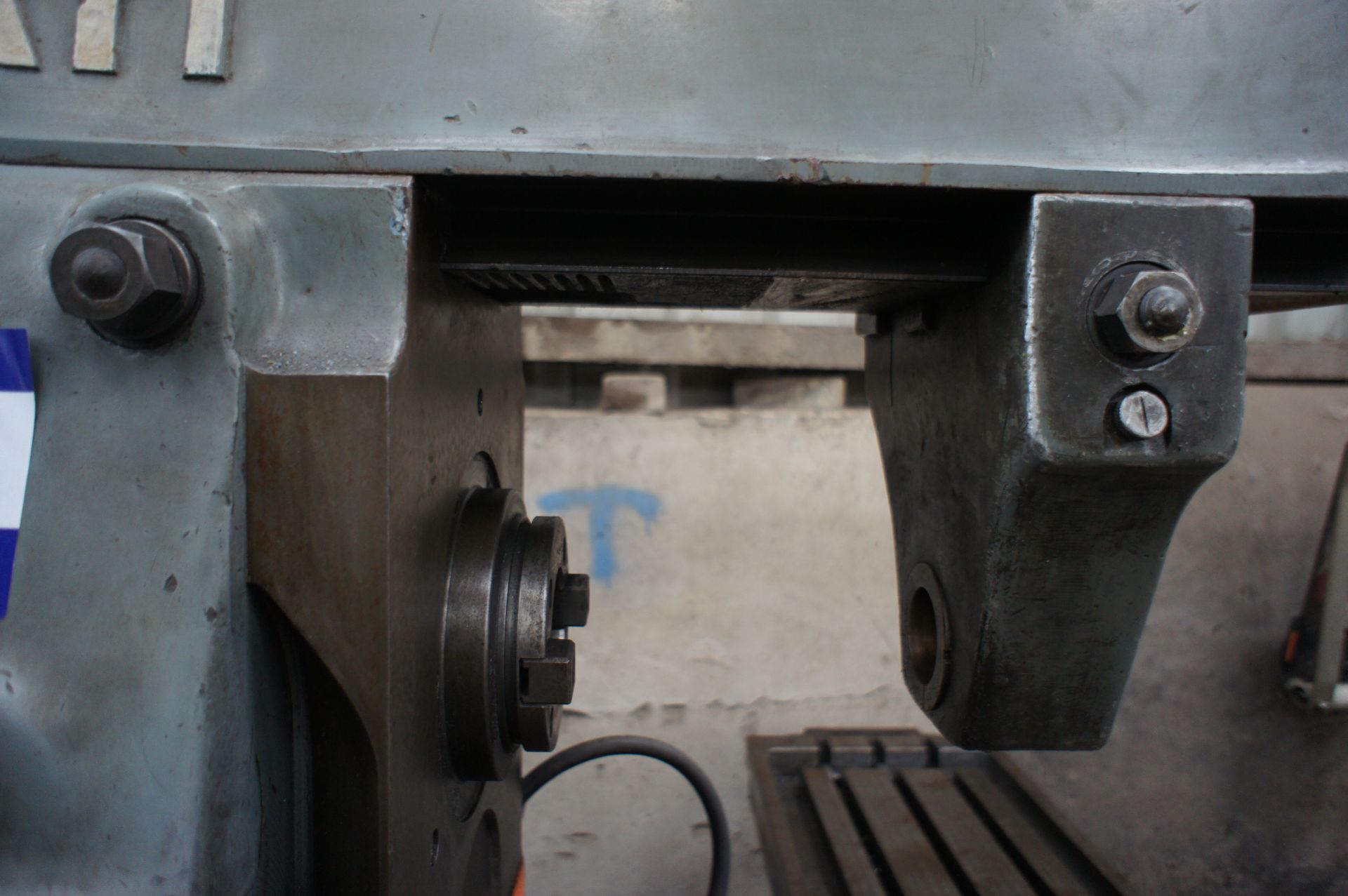 Cincinnati No.3U Universal Milling Machine - Image 7 of 19