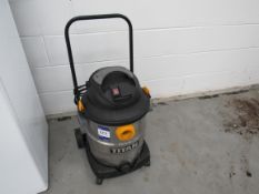 Titan TTB 431VAC Mobile Vacuum