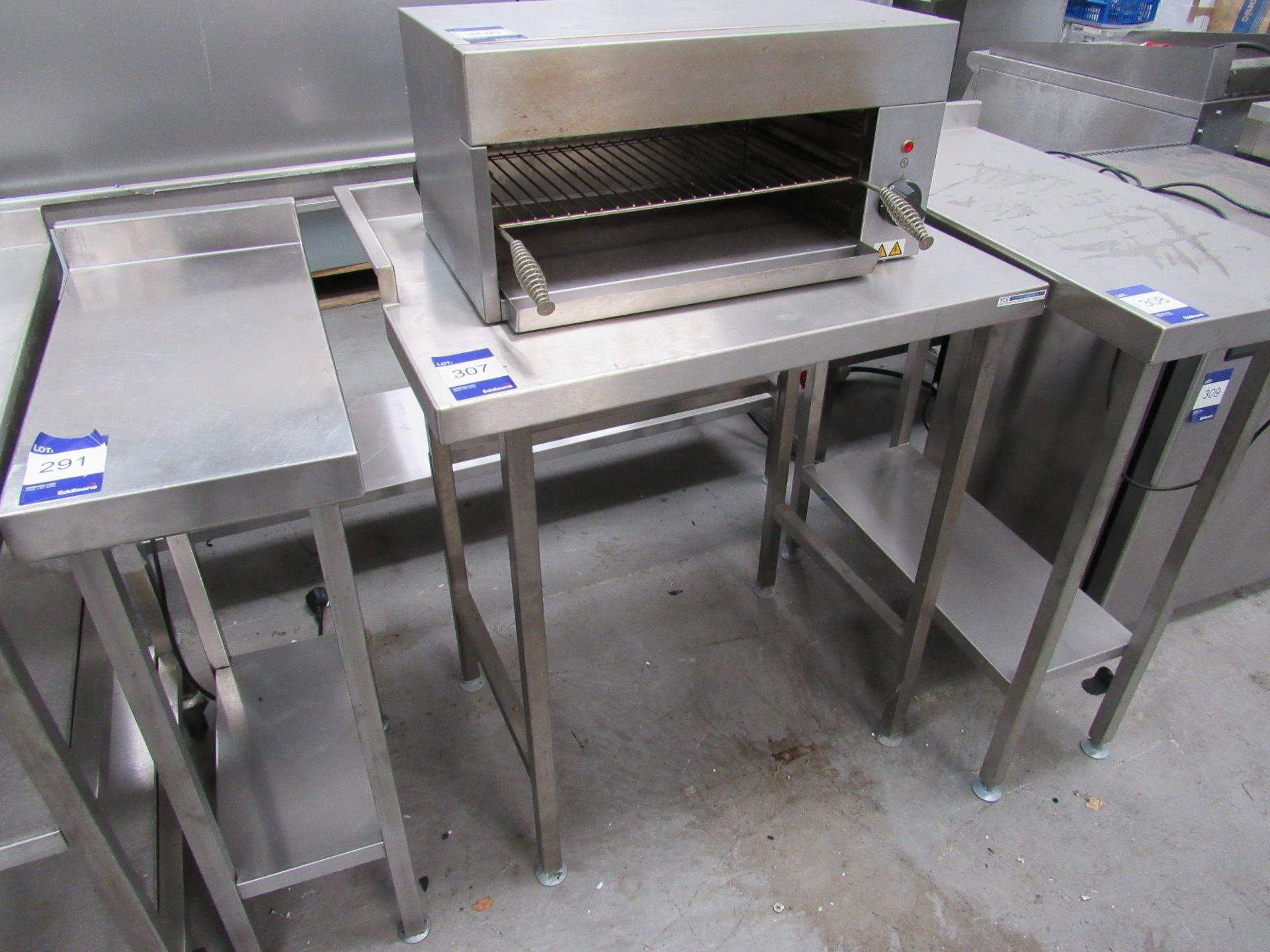 Stainless Steel Bench, 800 x 600