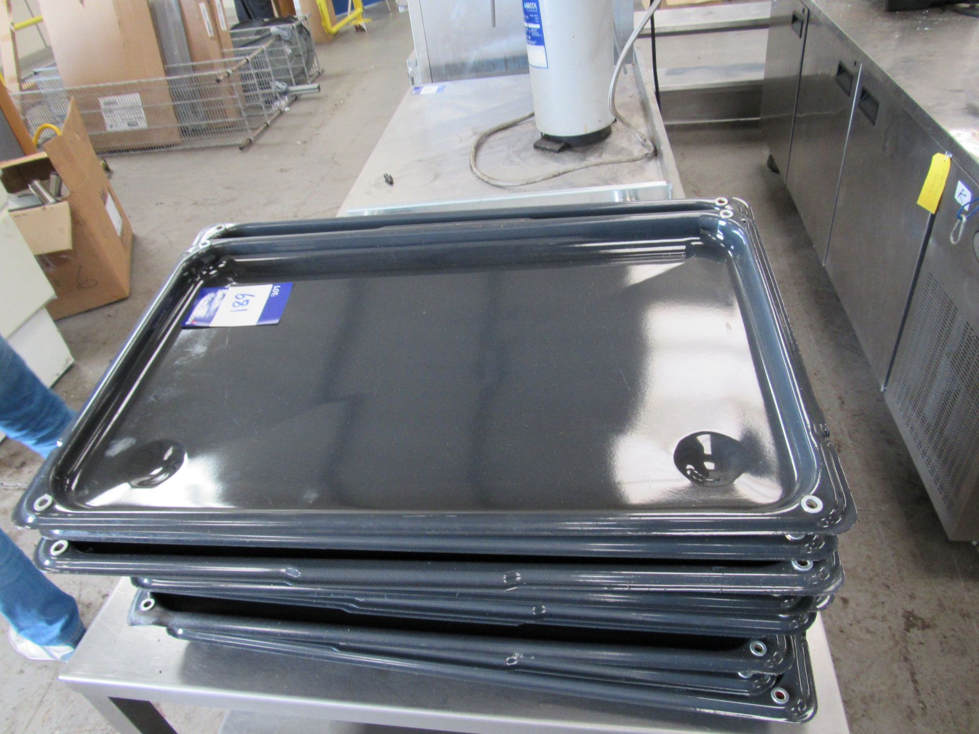 Quantity of Oven Trays 600x370mm - Image 3 of 3