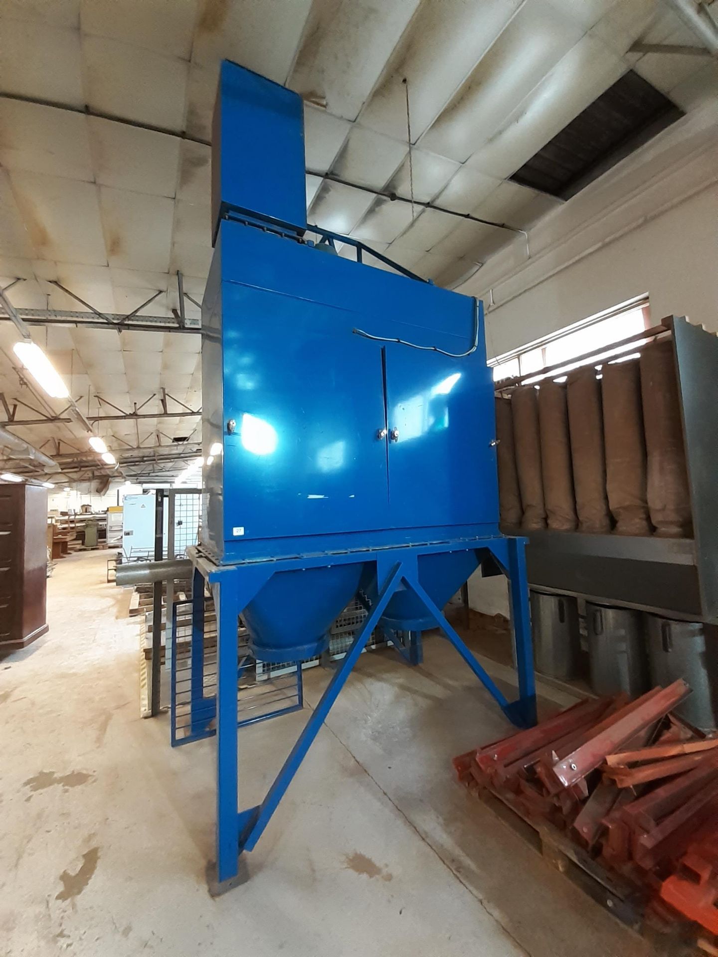 Zurich Dust Extraction Unit/Autoshaker