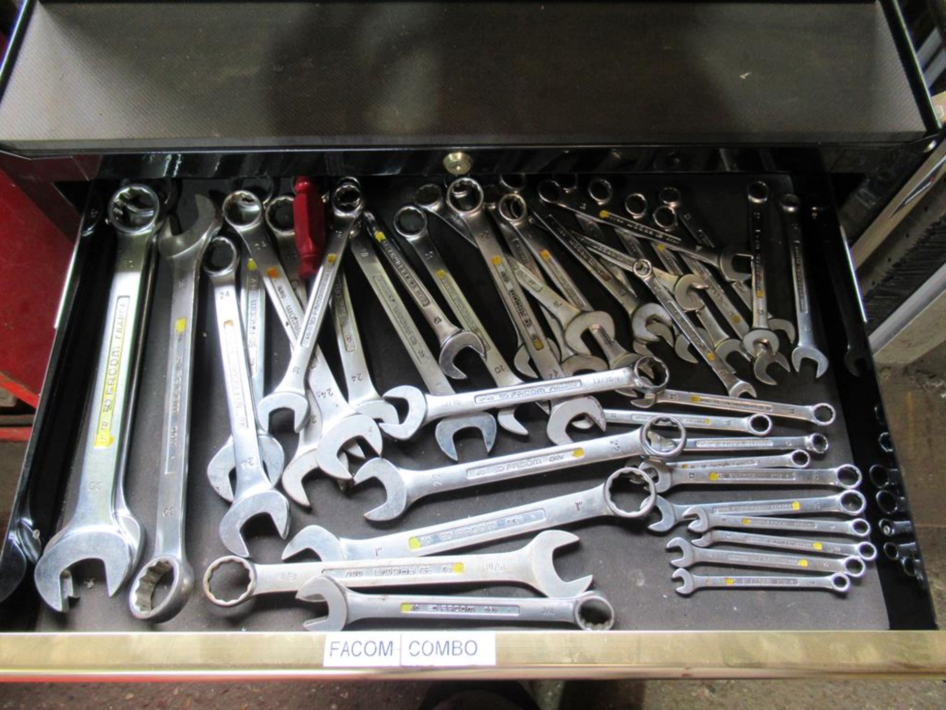 A Clarke HD Plus tool cabinet to include Elora, Facom, Gedore, Britool, Tools etc. - Image 8 of 14