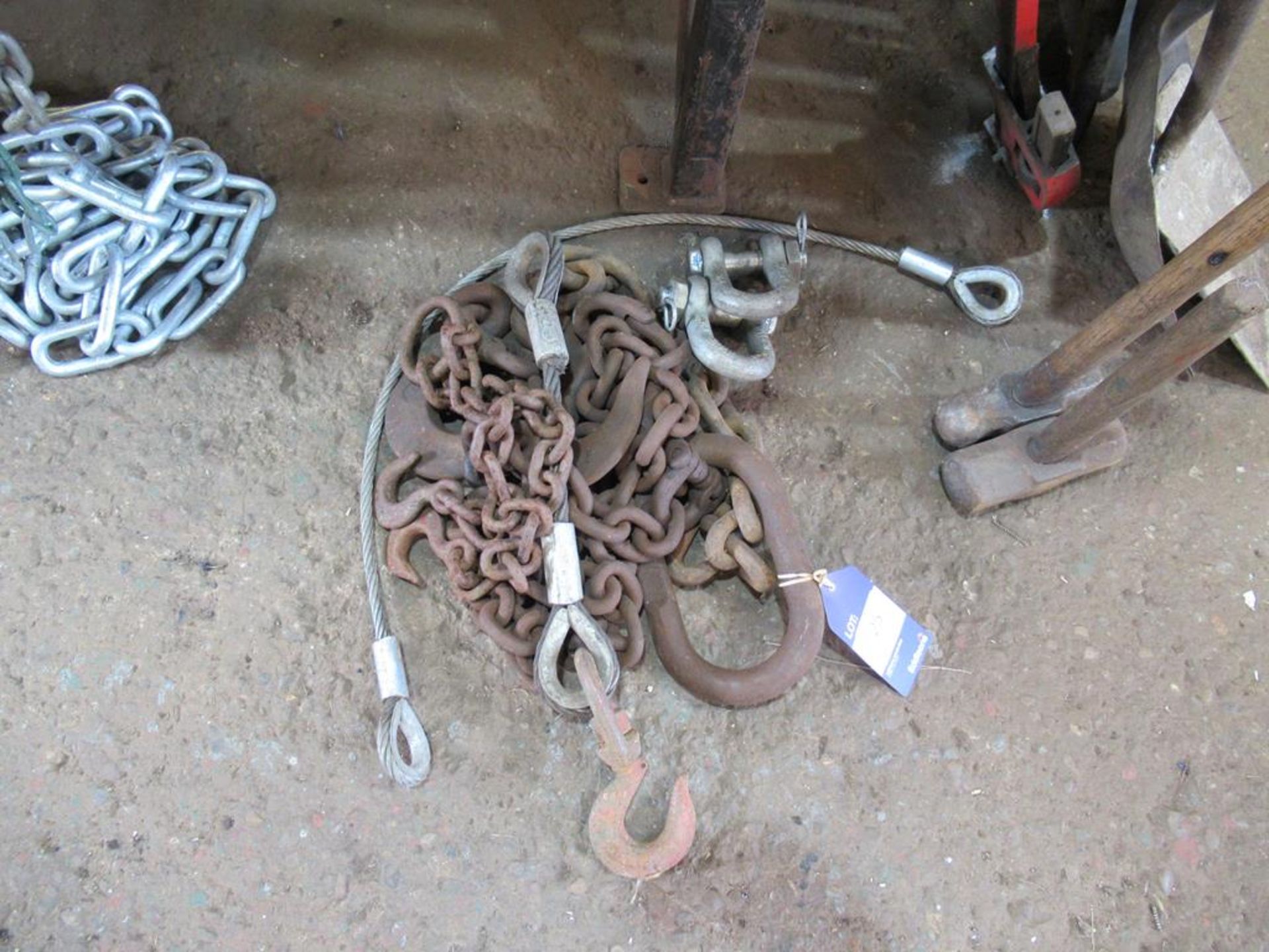 Qty of lifting tackle inc 4 leg chain Brothers (c 1.6m long), wire strops, large shackles and a qty - Image 2 of 3