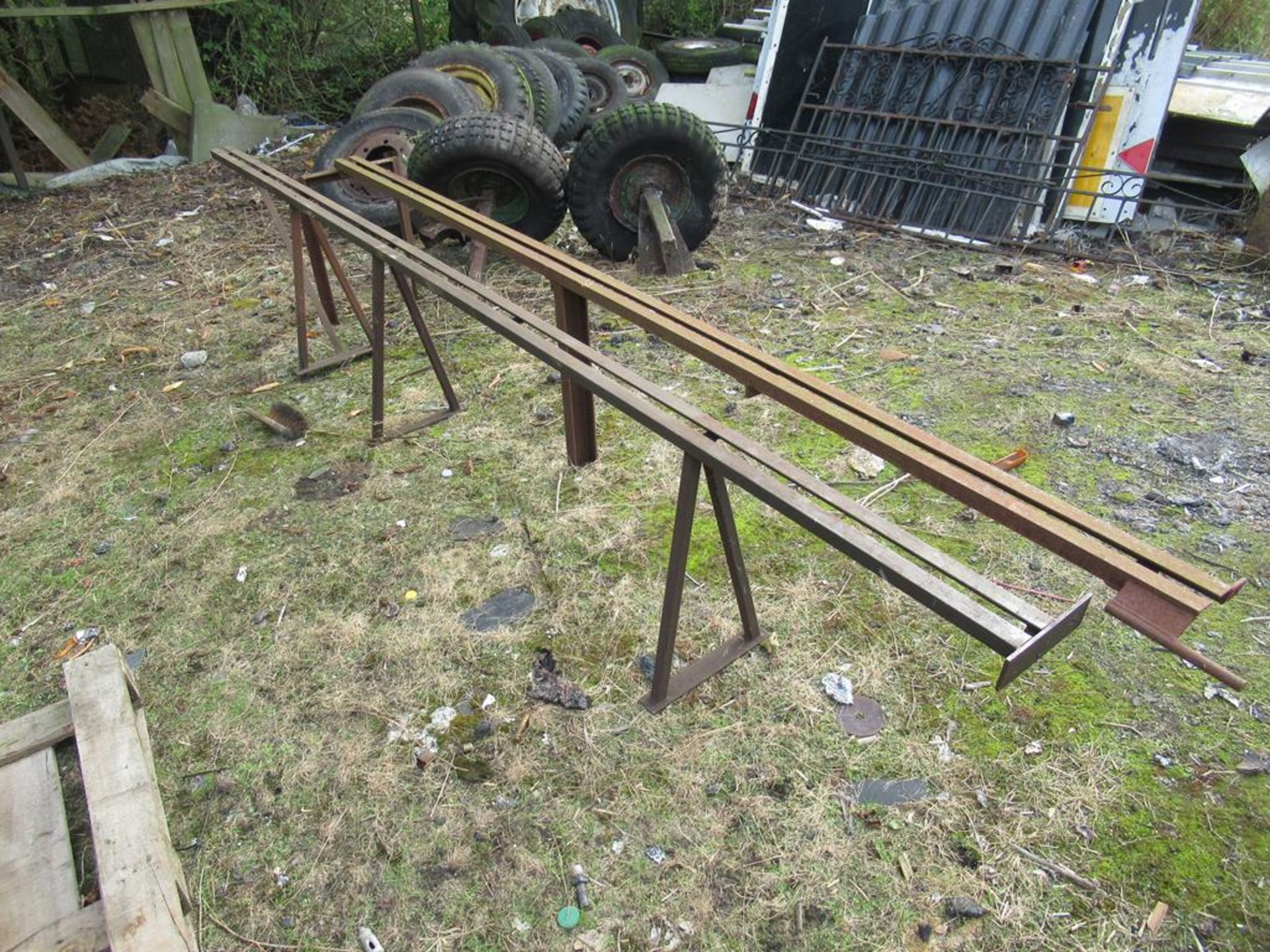 A Truecraft 12" x 7" hydraulic metal cutting bandsaw 240V - Image 5 of 5