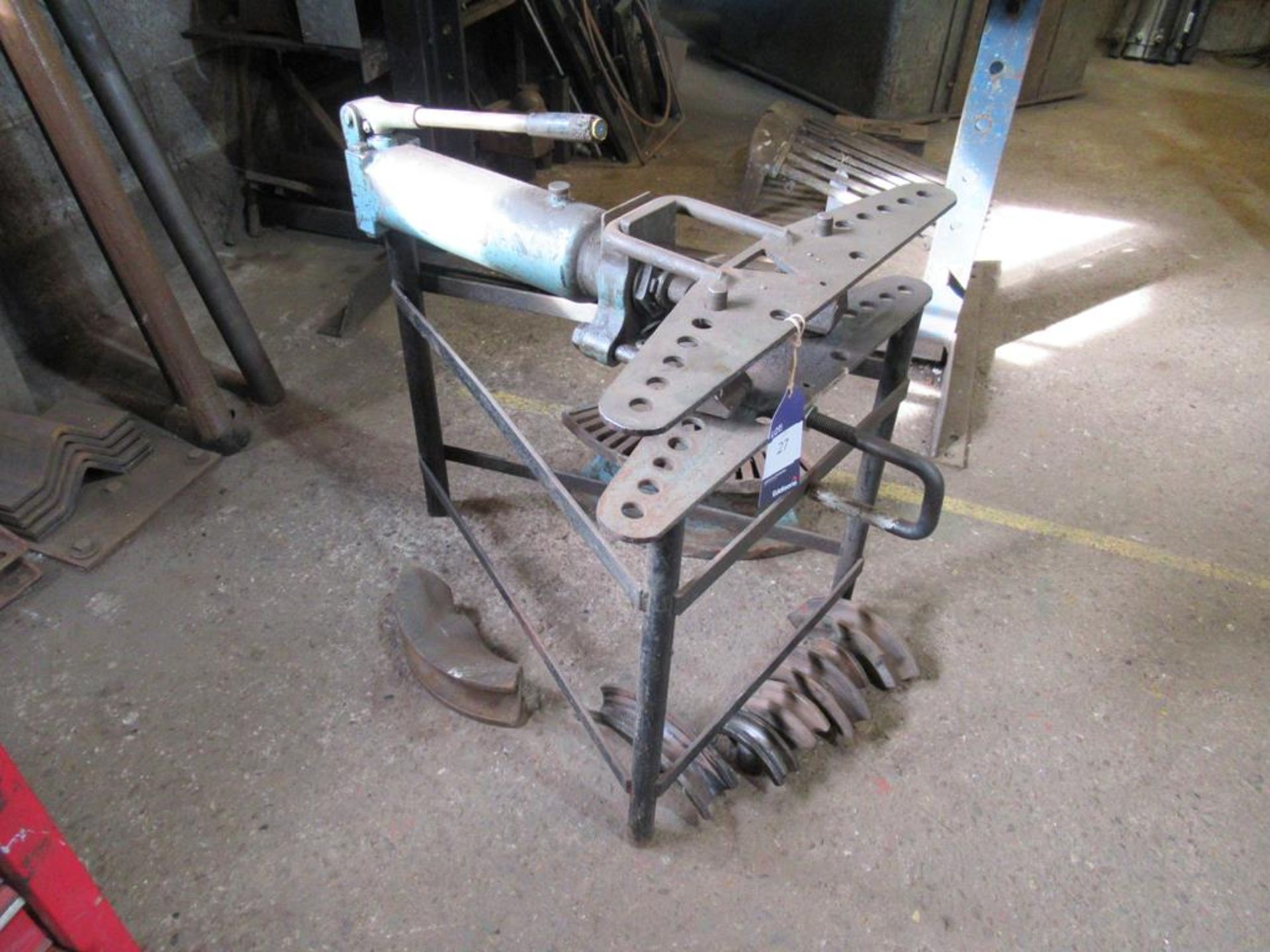 Stand mounted pipe bending, RAM & a qty of formers - Image 2 of 2