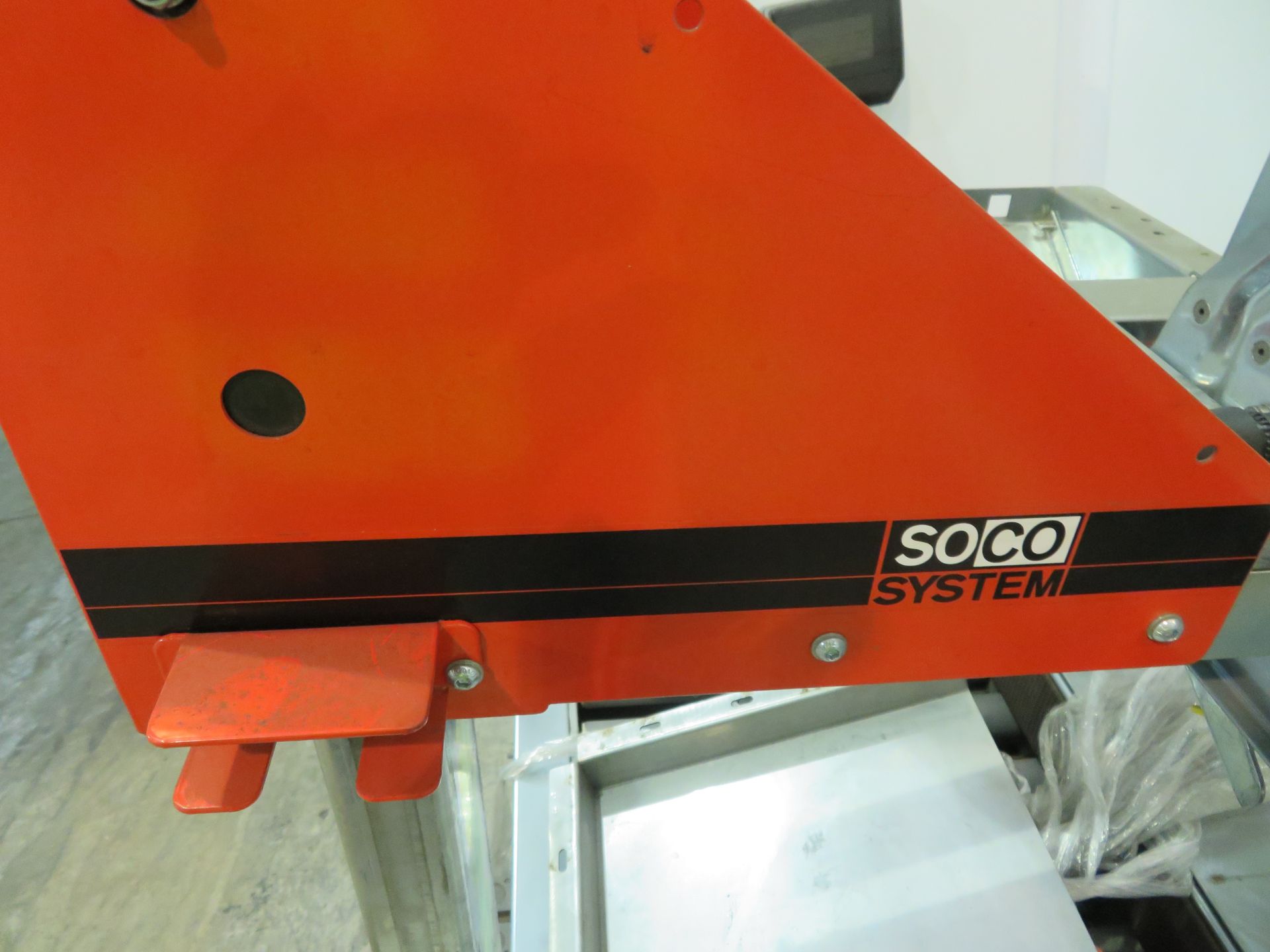 Soco T10. Top and Bottom Case sealer on a pallet. - Image 4 of 4