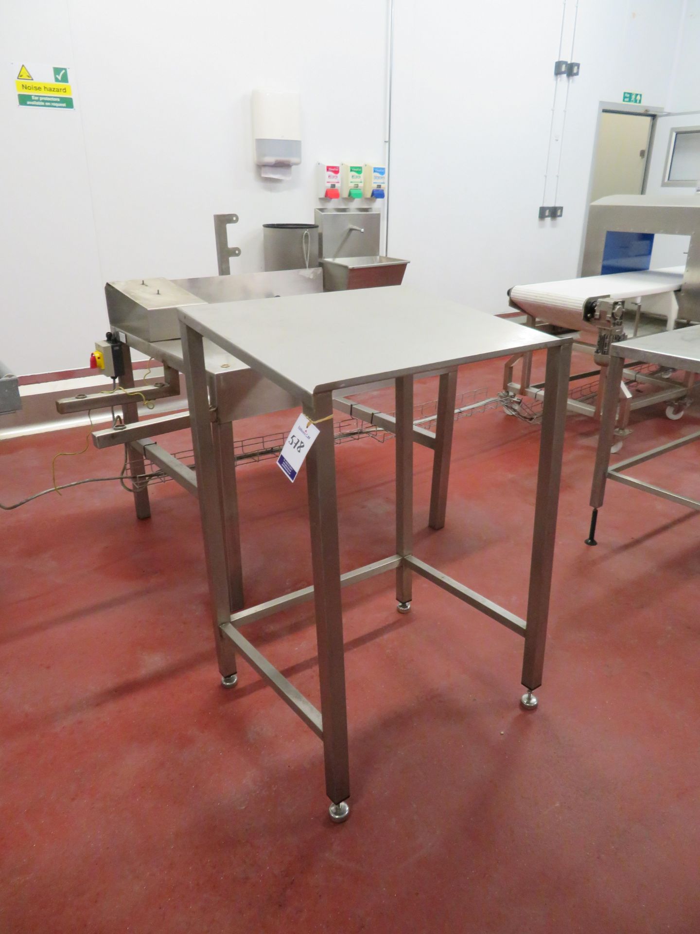 3 x SS Tables, 2 x Hygienox Angles workstations - Image 2 of 4