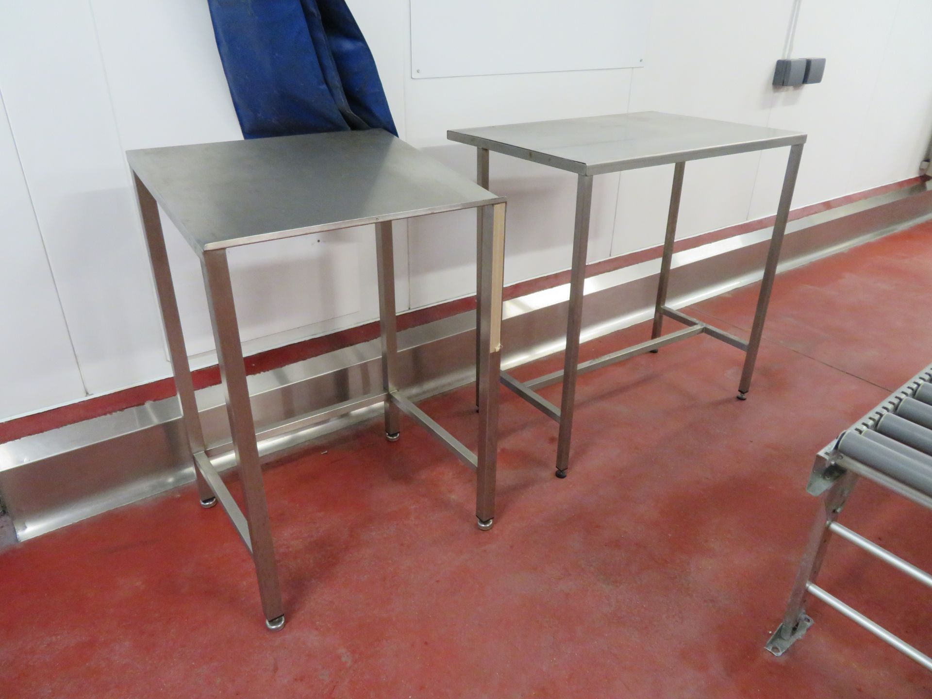 3 x SS Tables, 2 x Hygienox Angles workstations