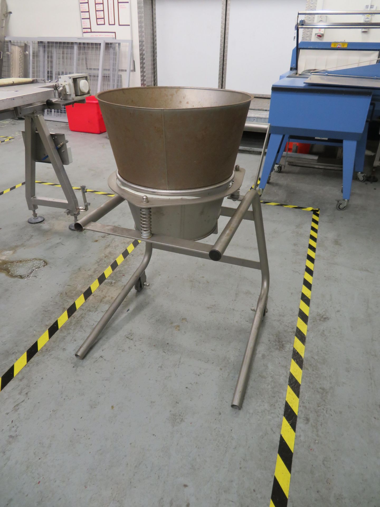 SS Mobile shaker unit. Motorised shake module. - Image 2 of 3