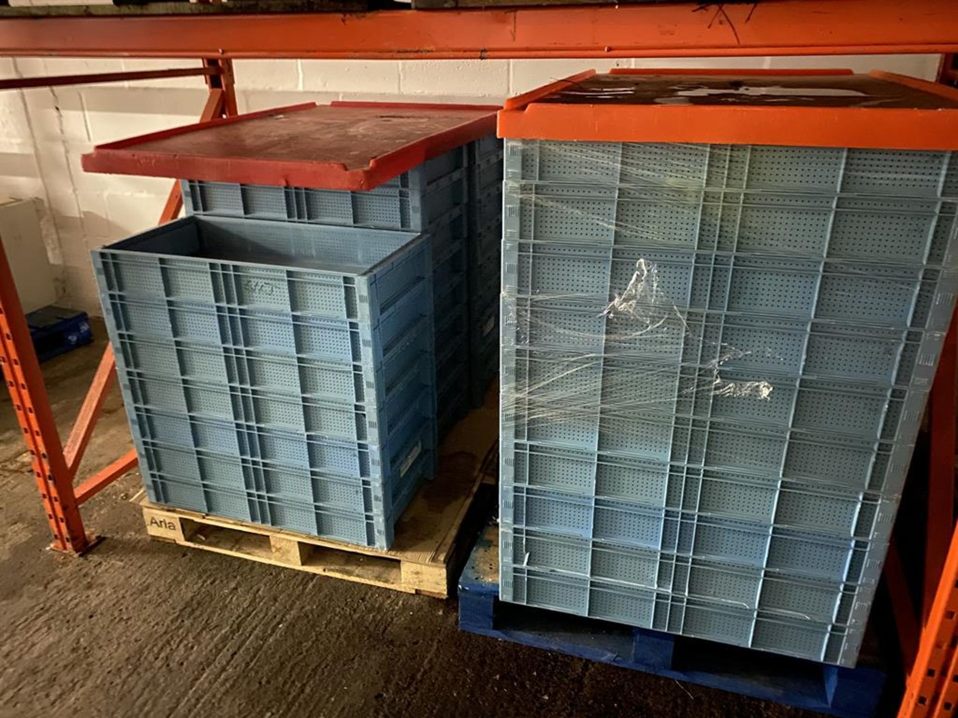 3x pallets of plastic trays 820 x 430 x 130mm