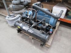 Rotocold refrigerating compressor