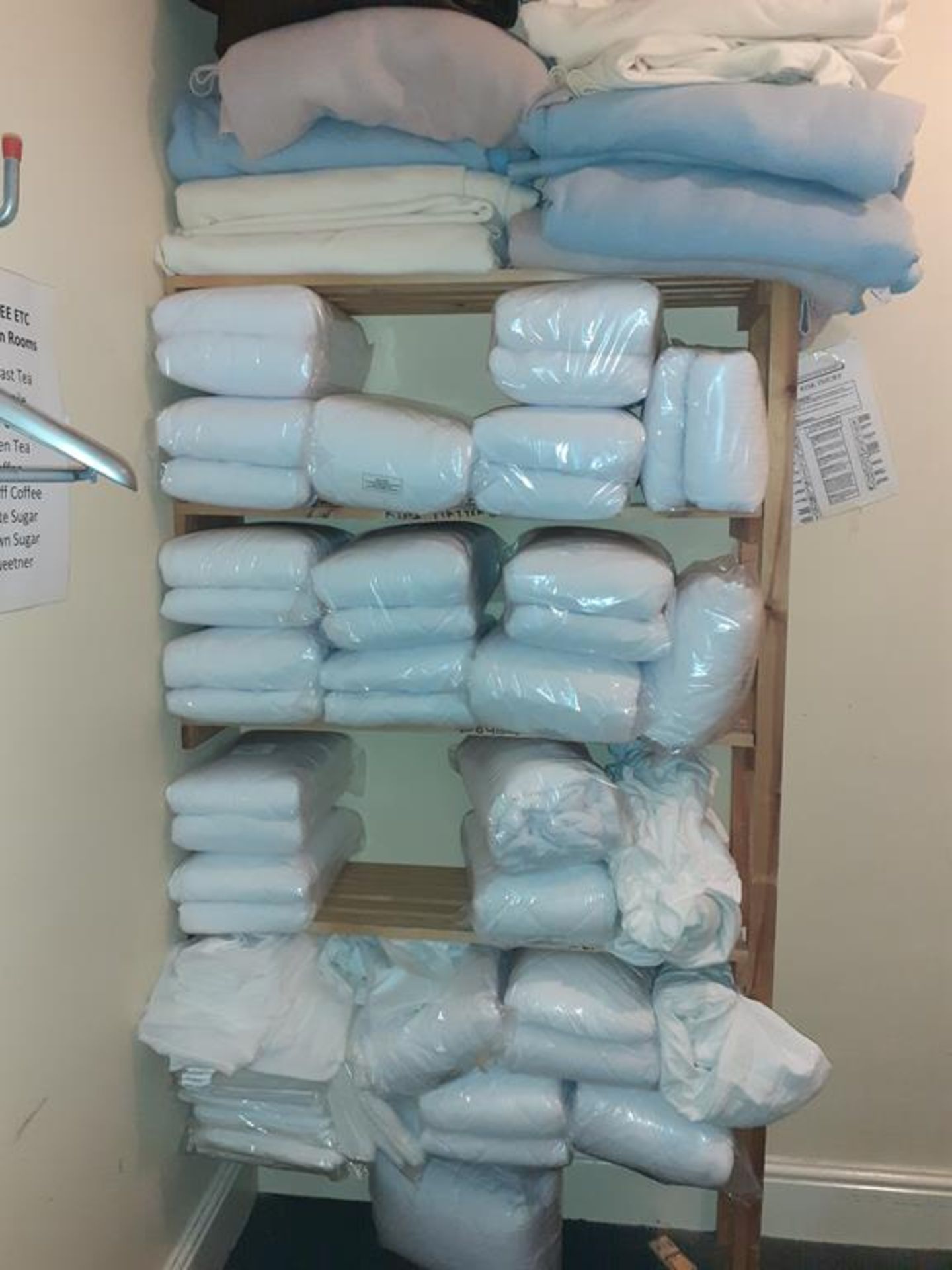 Large qty of various size duvets - Image 2 of 2