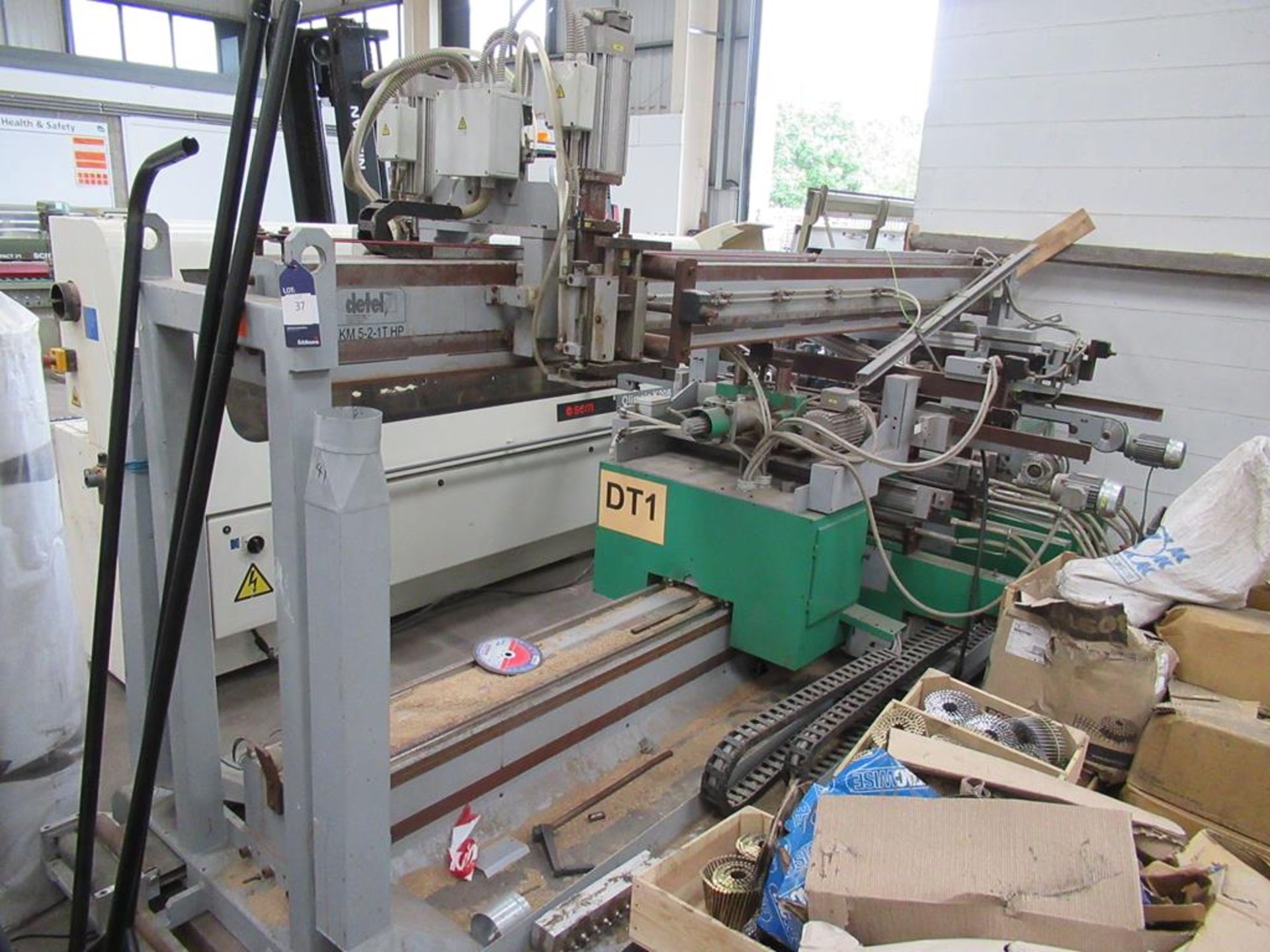 Detel KM 5-2-1 HP through feed drilling machine, weight 2600kg 3 phase, 50Hz, 380-415V, S/N 08-058-0 - Image 2 of 6