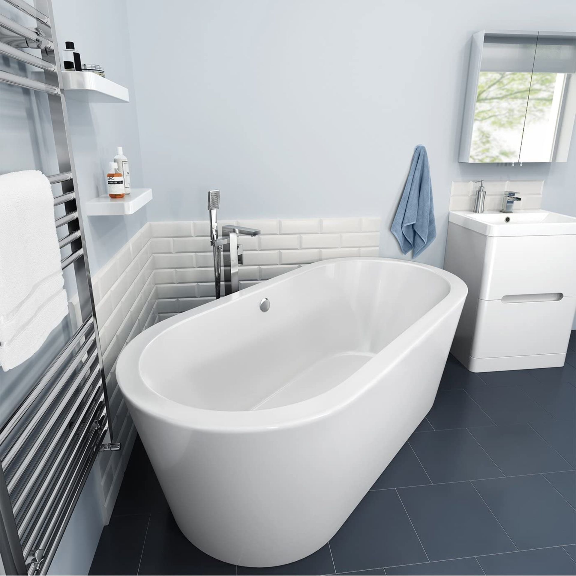 NEW 1700x800mm Maddie Freestanding Bath. BR253.RRP £2,879 Visually simplistic to suit any bathroom - Image 2 of 3