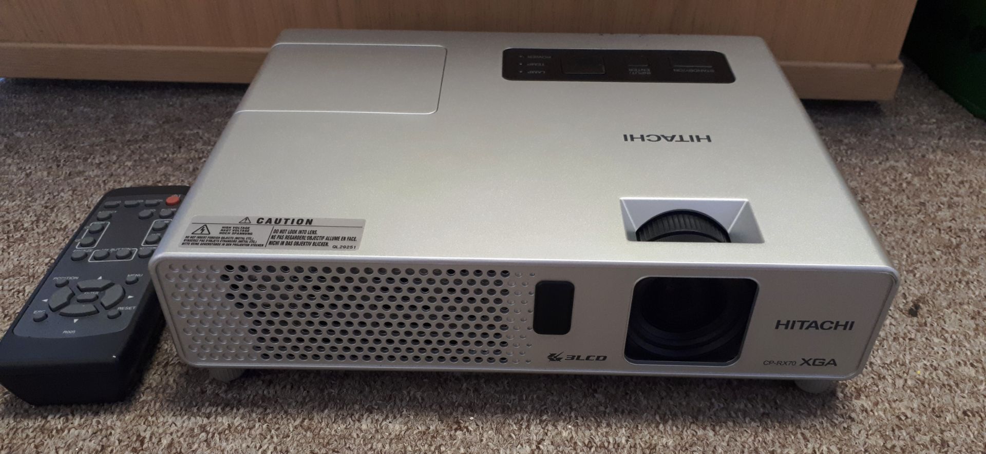 Hitachi CP-RX70 LCD Projector - Image 2 of 4