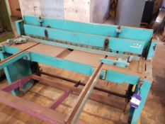 Lenz Treadle Guillotine