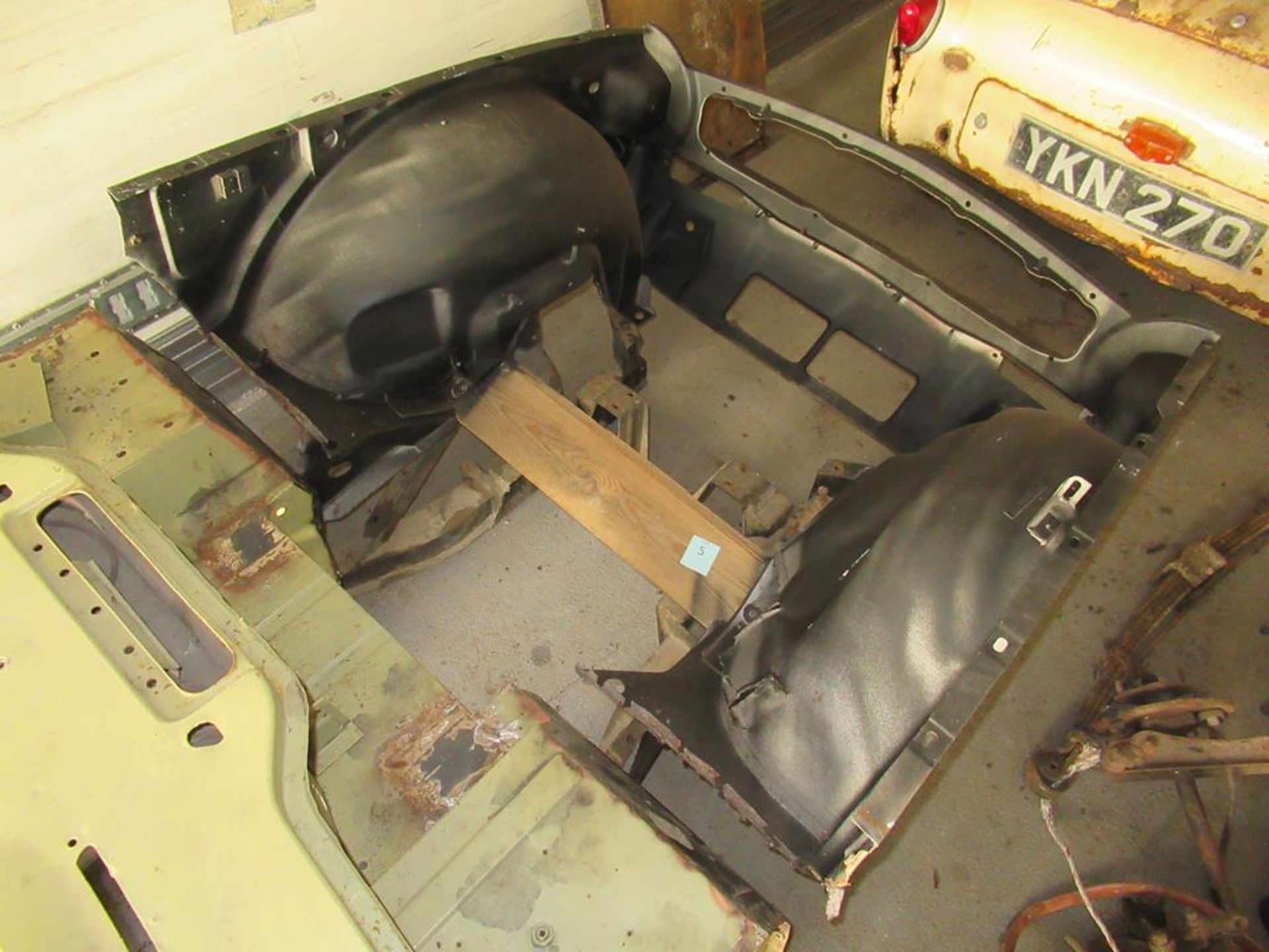 Triumph TR6 Body shell/chassis. C/W Engine and parts - Image 6 of 11