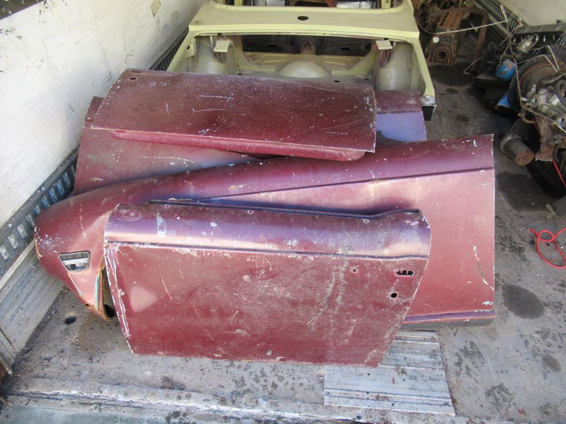 Triumph TR6 Body shell/chassis. C/W Engine and parts - Image 9 of 11