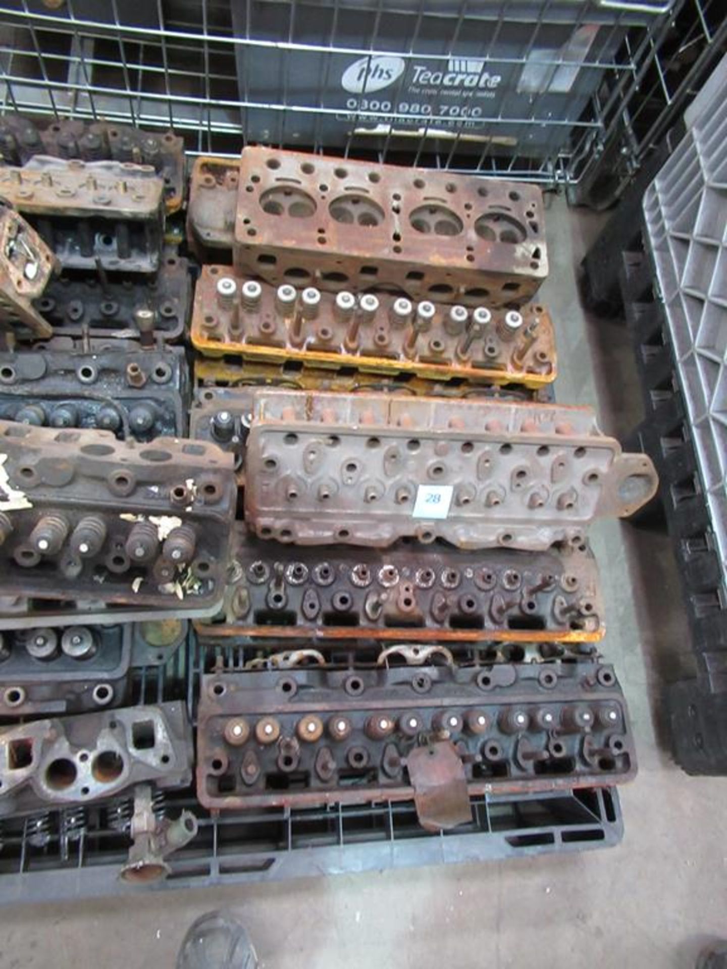 Pallet of Triumph TR4/6 engine heads - Image 3 of 3