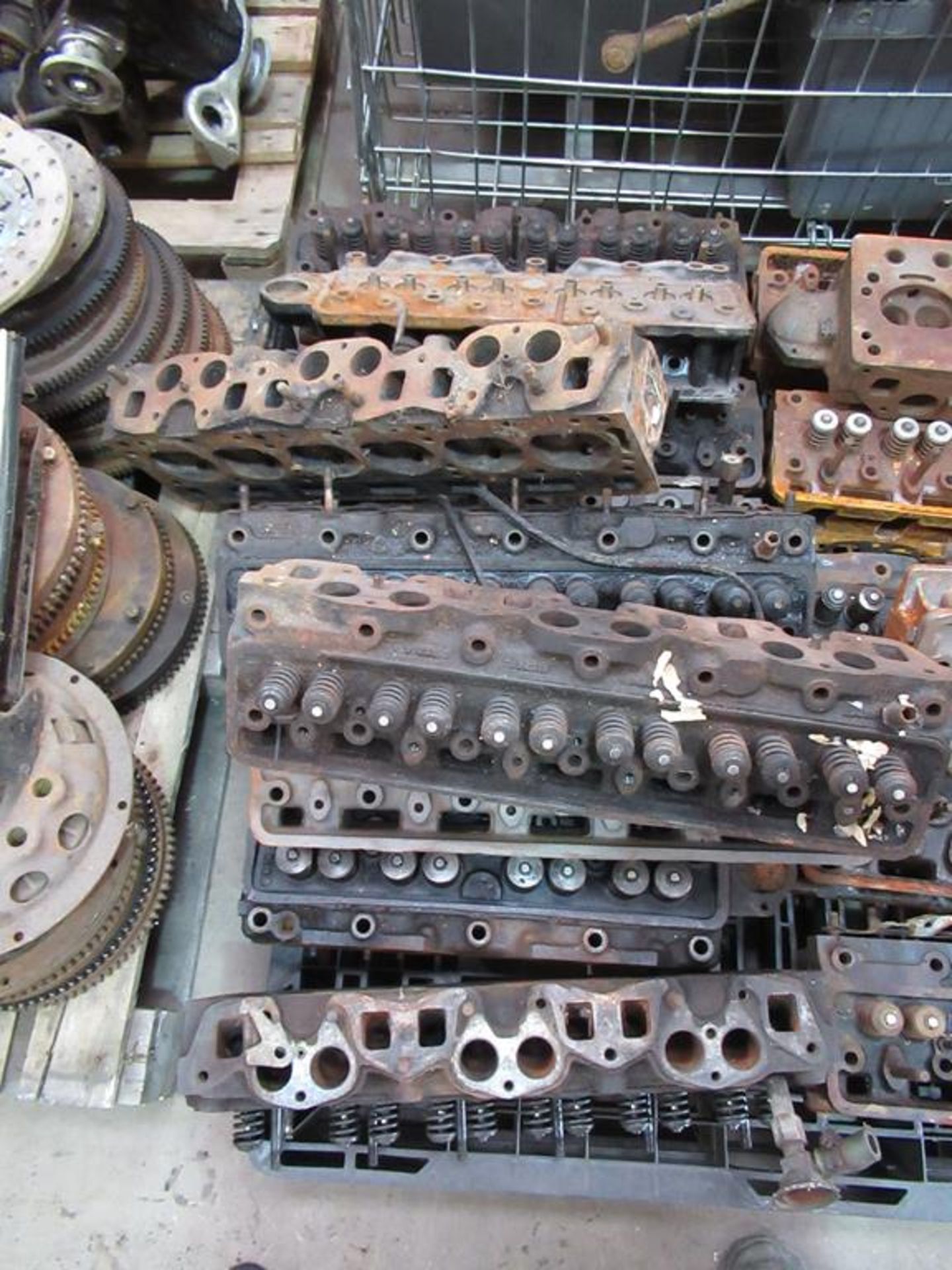 Pallet of Triumph TR4/6 engine heads - Image 2 of 3