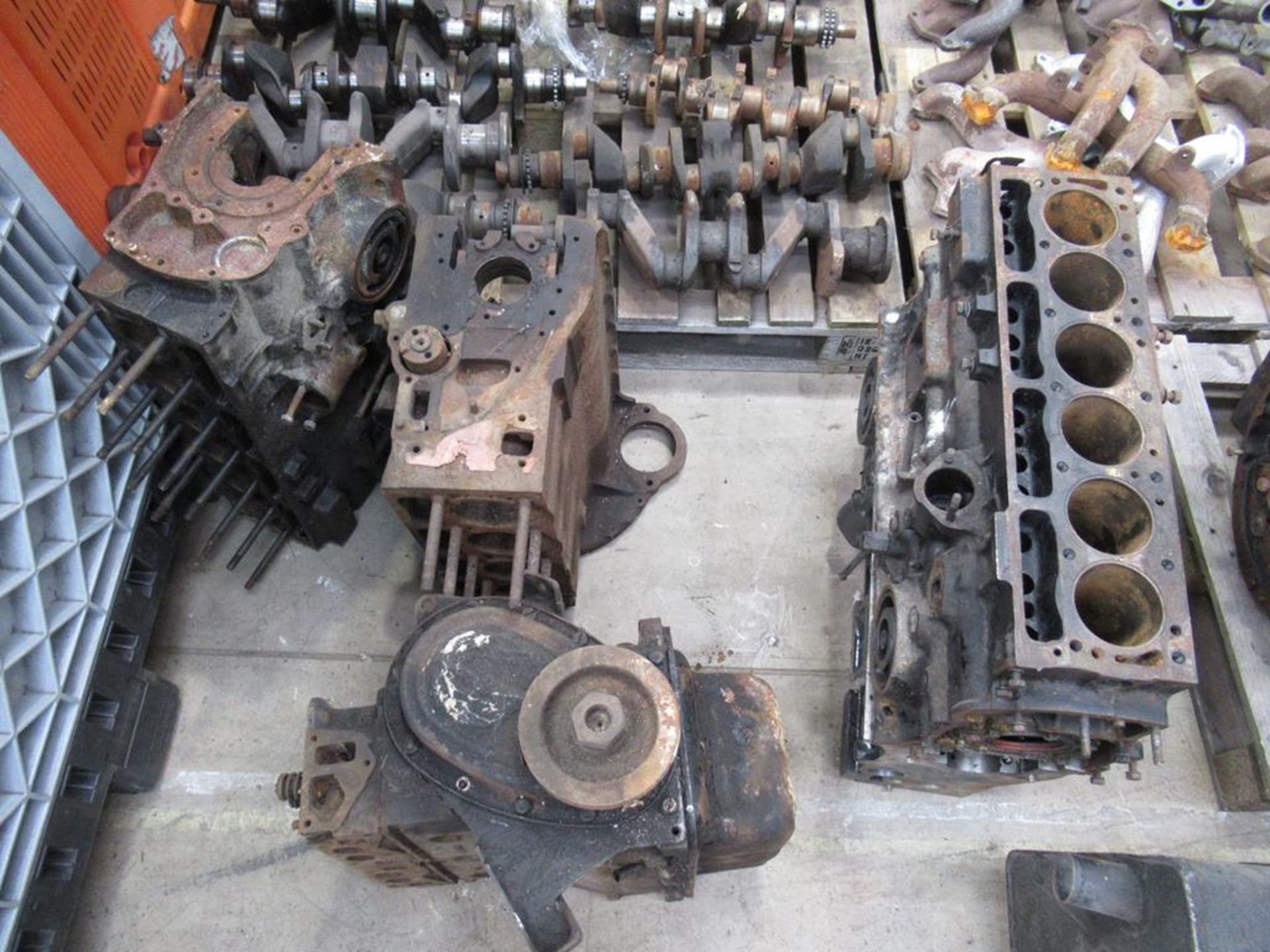 Triumph TR2/6 Engine and Engine blocks - Image 6 of 8