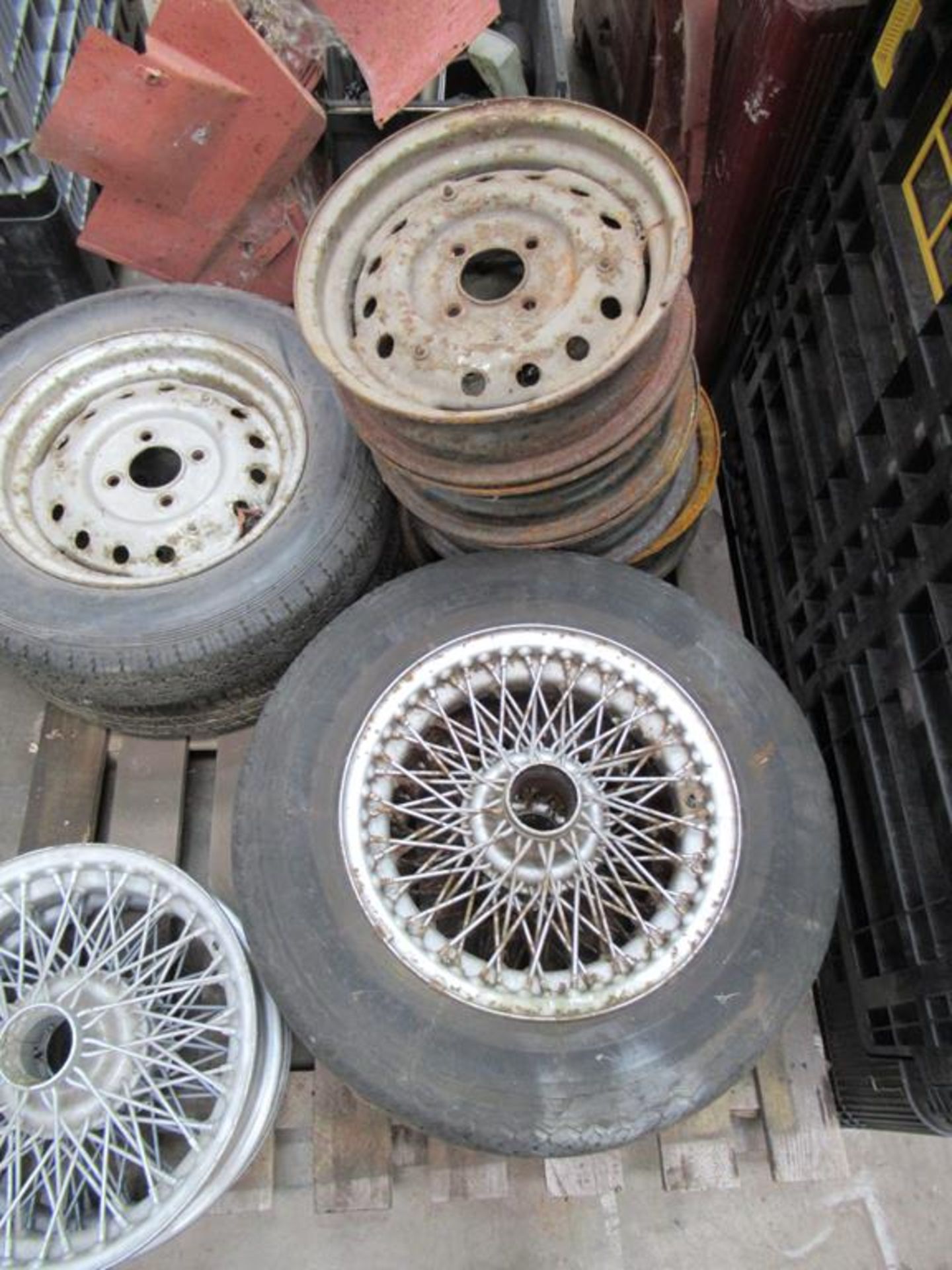 Qty of Wheels and Tyres - Image 6 of 6