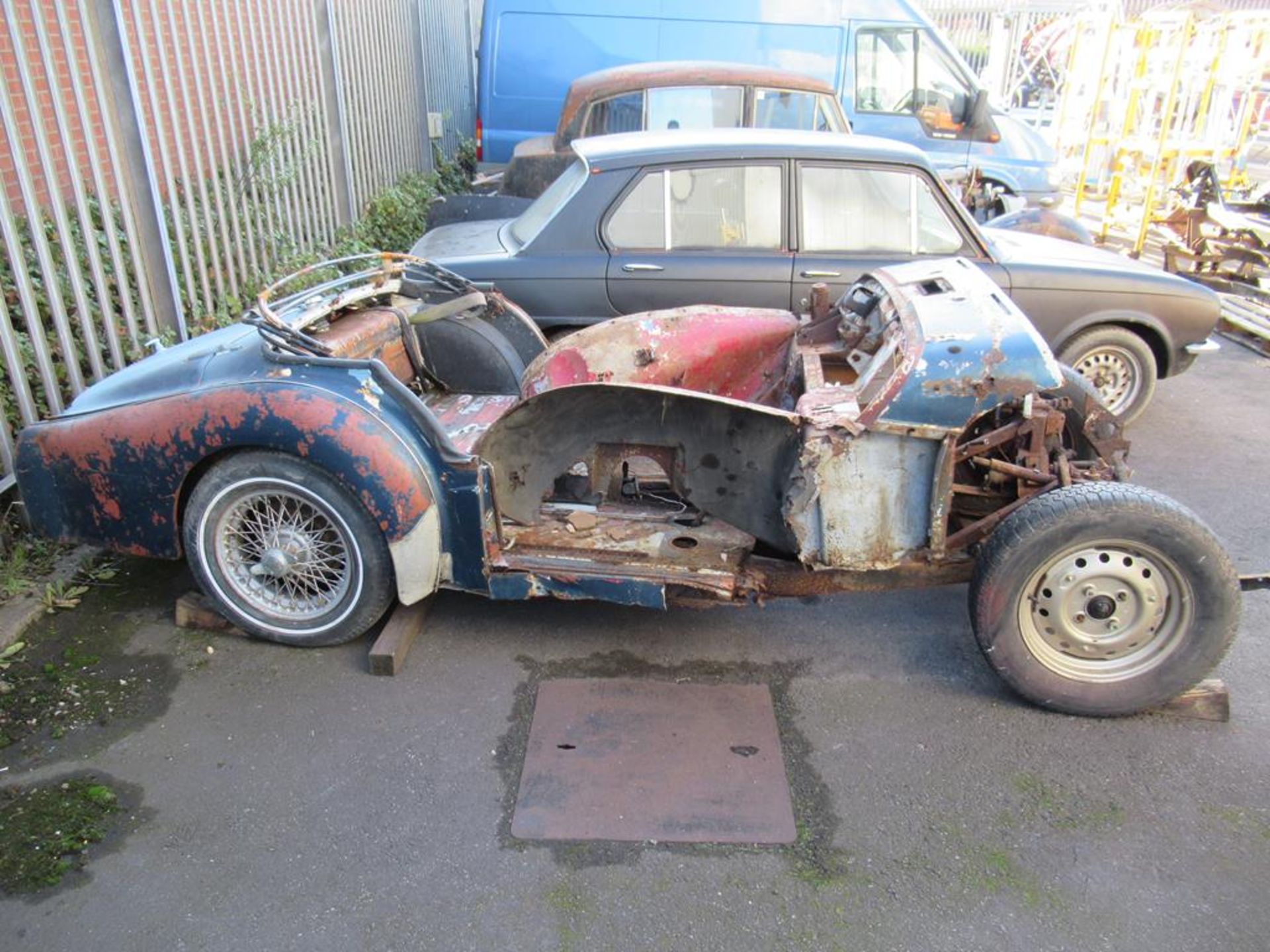 Triumph 1960 TR3 Rolling Chassis. Reg 4145 RA. C/W V5 - Image 4 of 10