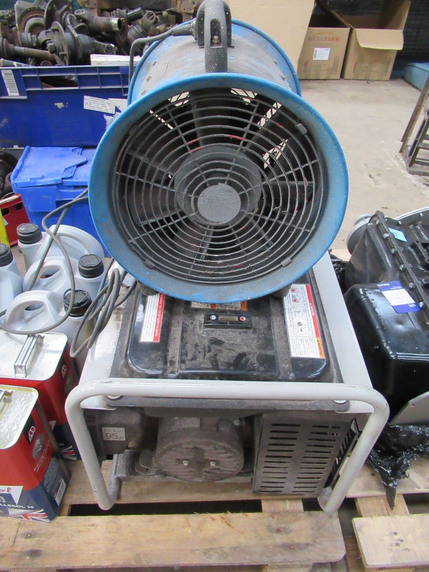 Pallet containing a Sealy G2300 Generator, Clarke Air Fan, lubricating oil etc. - Image 2 of 4