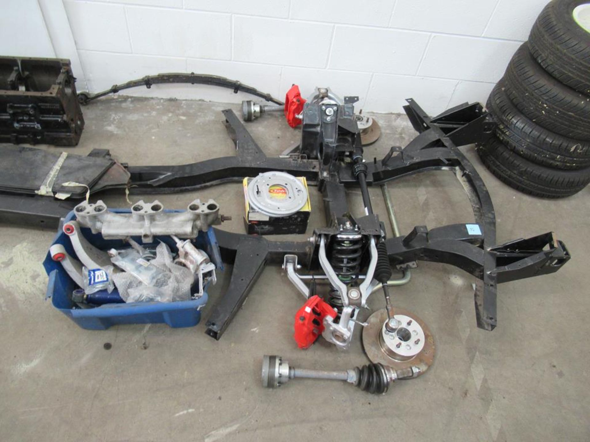 Triumph GT6 1971 parts- includes chassis, engine block, springs etc. - Image 2 of 11