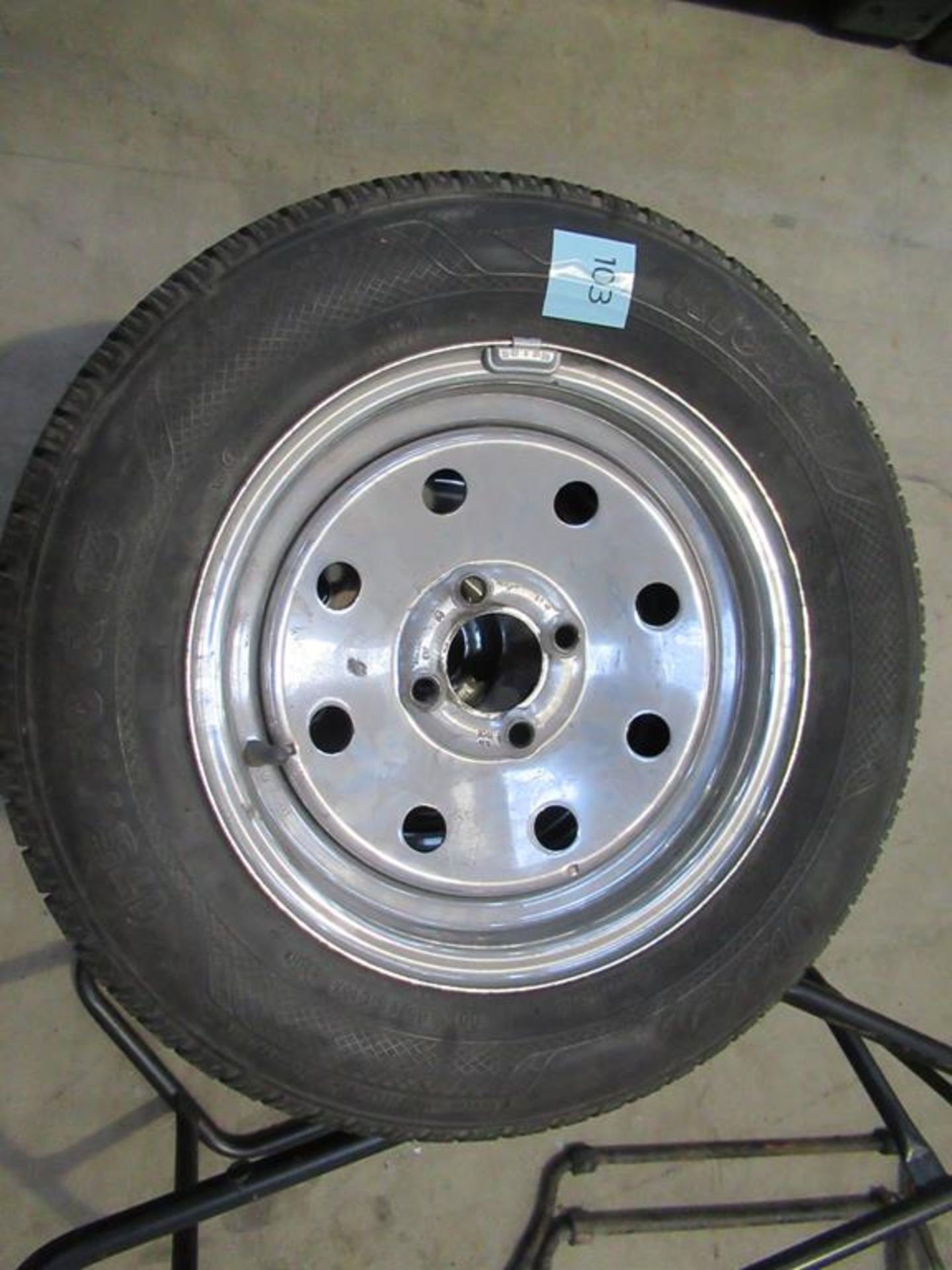 Set of 4x wheels and tyres - Image 2 of 2