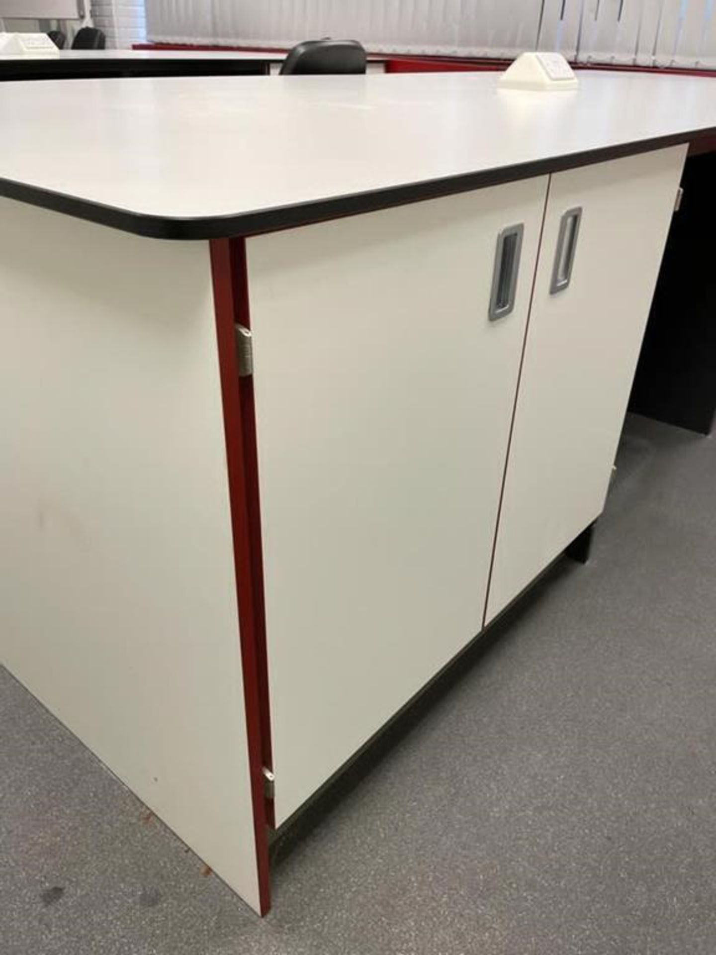 Fitted Laboratory furniture circa 2018. - Image 8 of 9