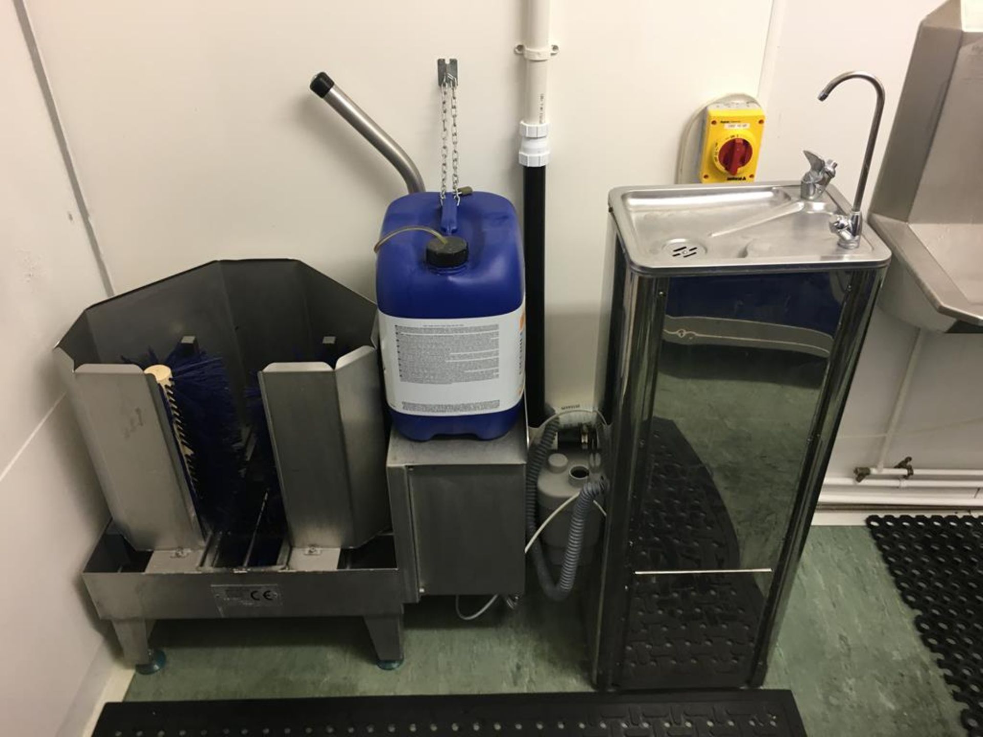 Bobet Material single Boot wash, 3 tap SS Teknomek knee operated sink with macerator and Boot rack.