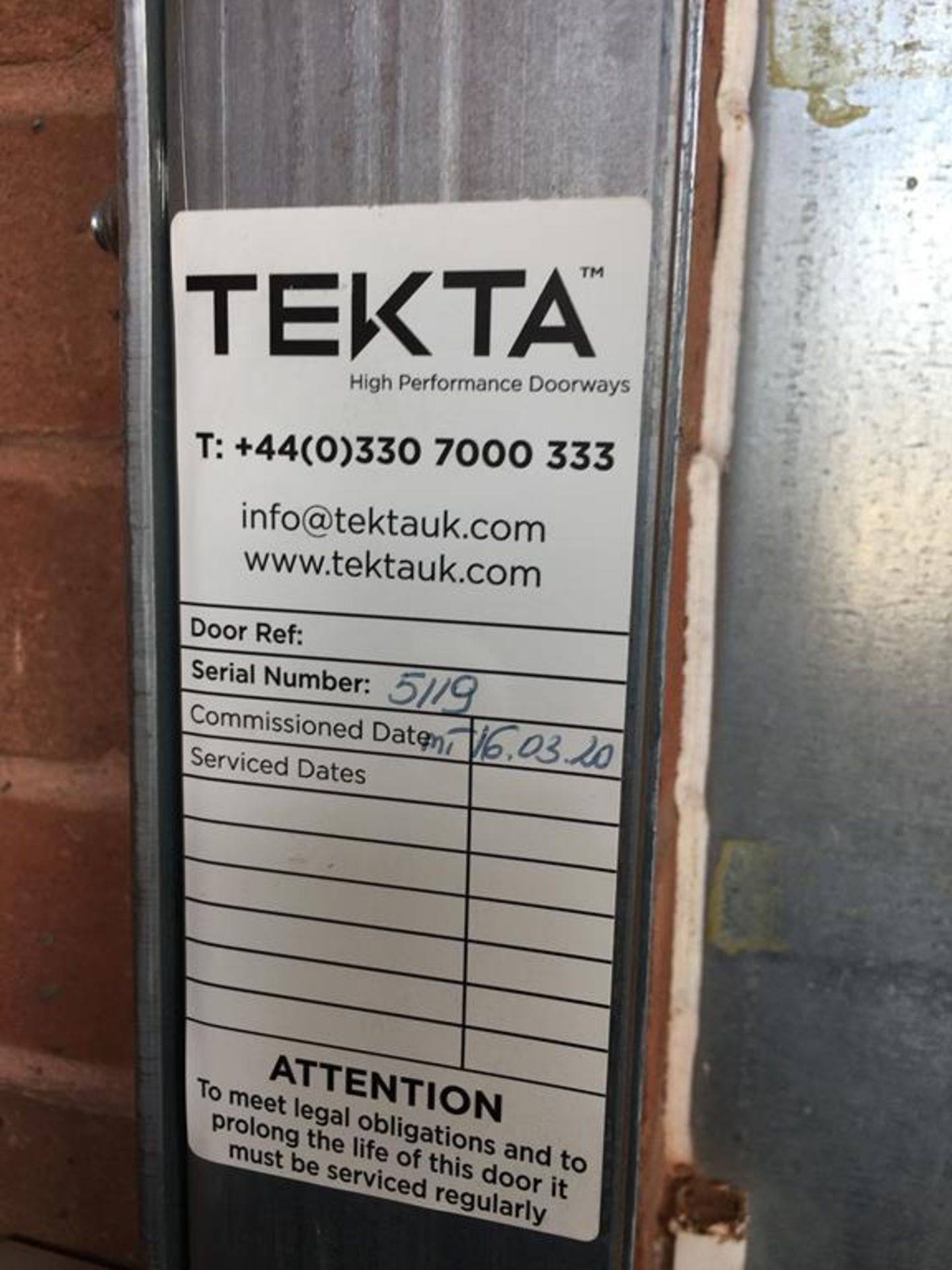 Tekta Galvanised Roller shutter door - Image 3 of 4