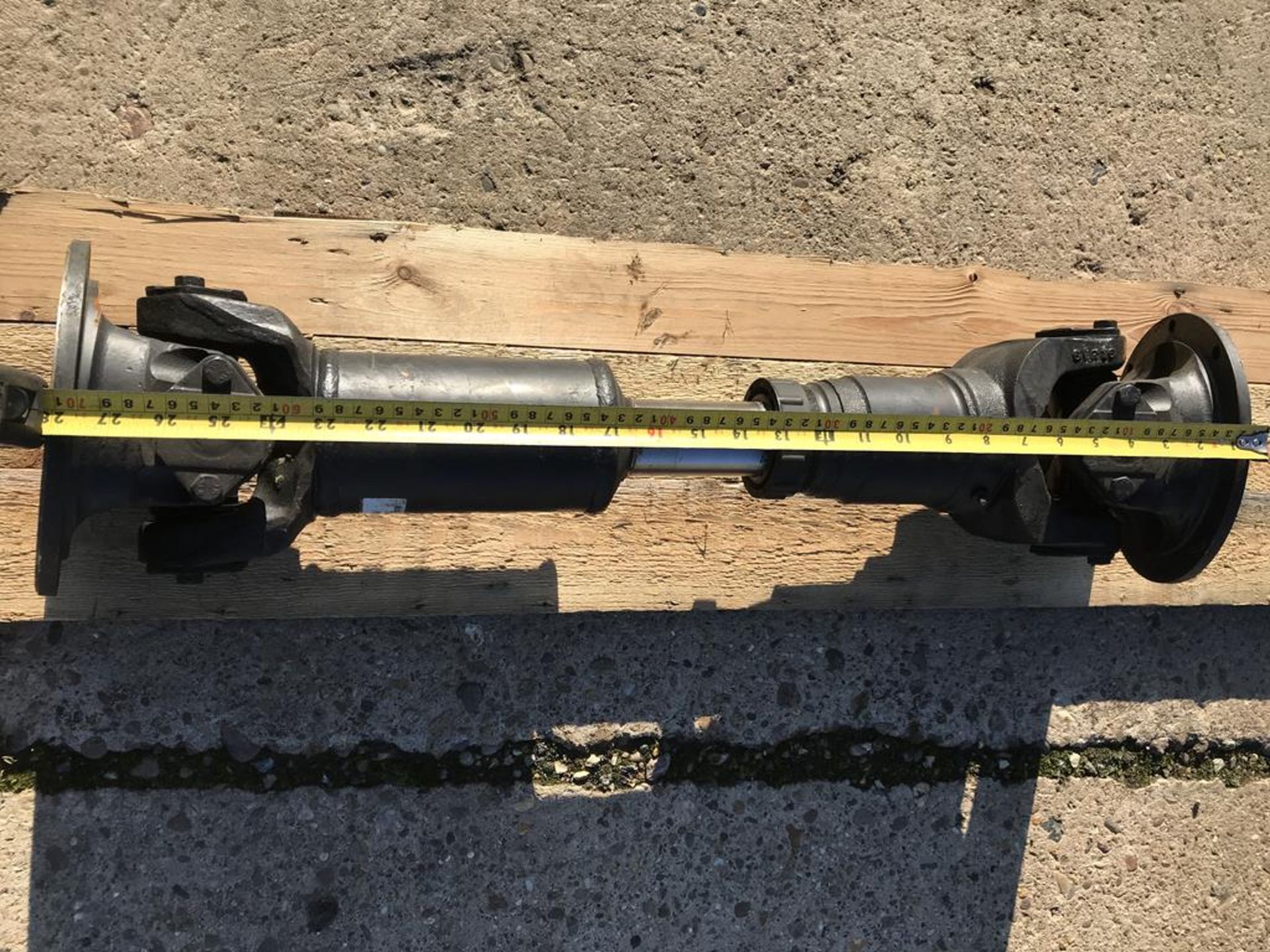 Spicer 1710 Drive Shaft in crate - Image 2 of 10