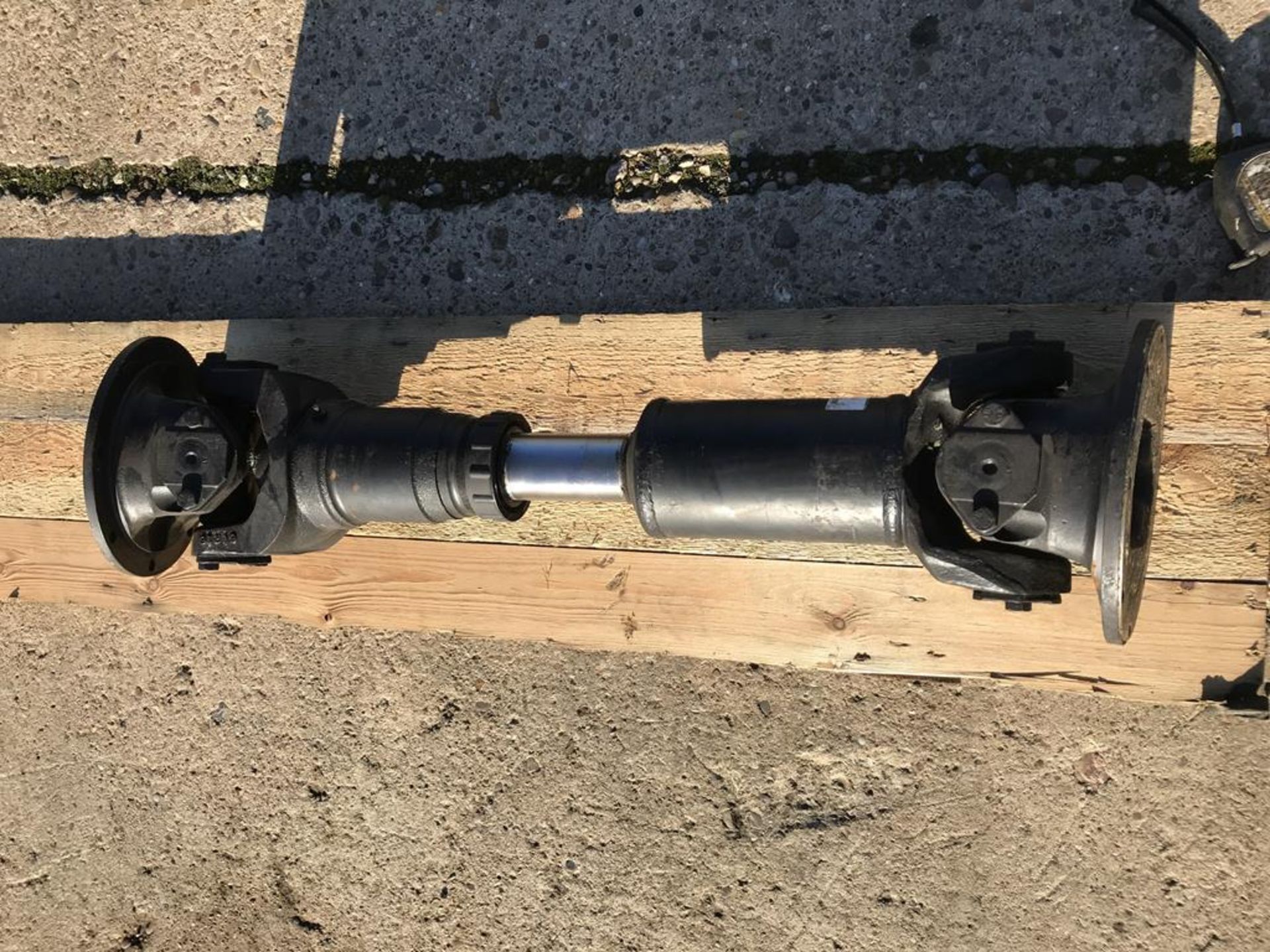 Spicer 1710 Drive Shaft in crate - Image 4 of 10