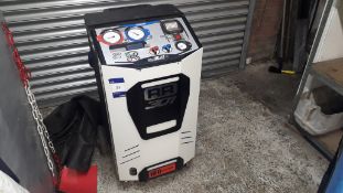 Top Auto RR301 Automatic Air Con Charging Station, 2017