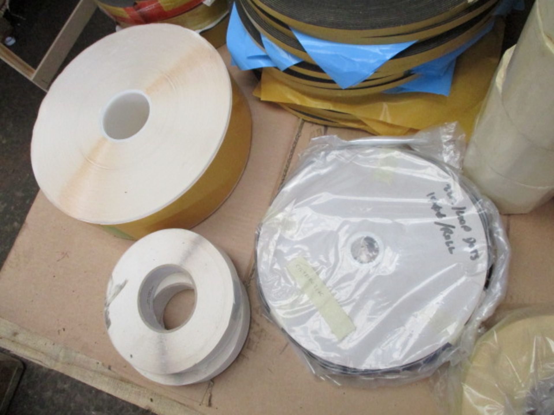 Industrial tapes - Image 17 of 18