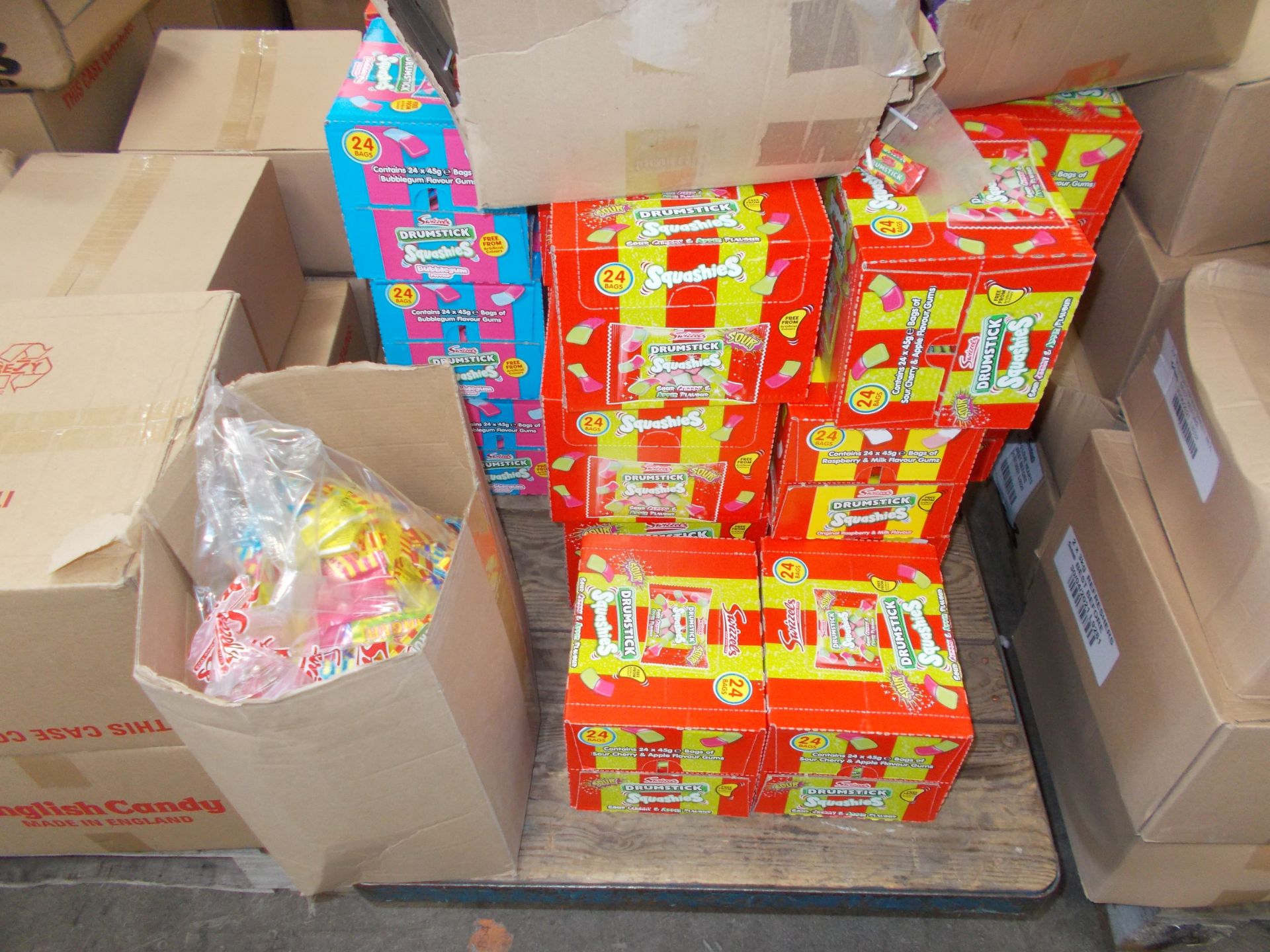 Assortment of boxed sweets, to trolley. Purchasers responsibility to check the dates prior to - Image 3 of 3