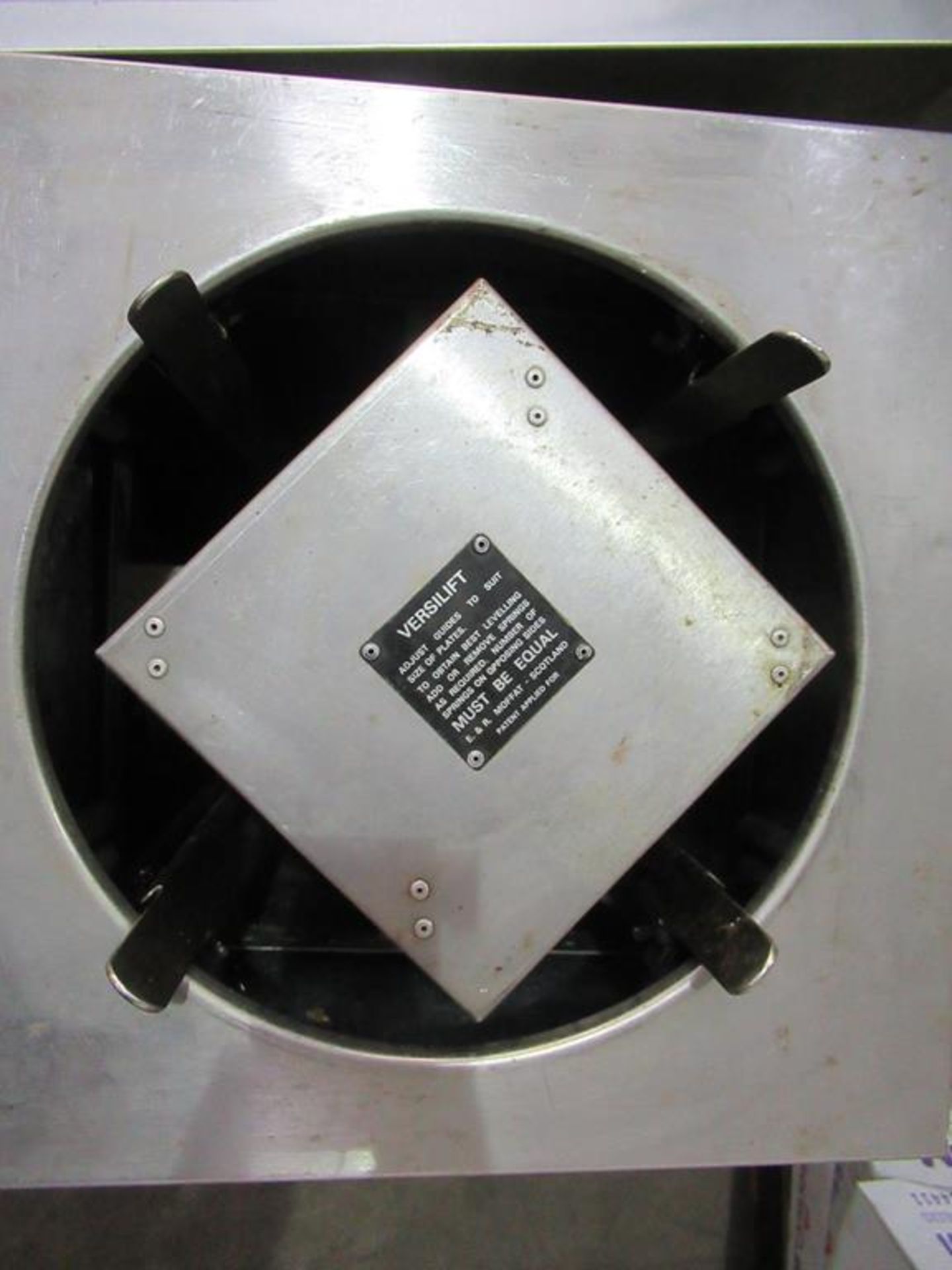 Moffat Bonnybride stainless steel plate dispenser - Image 2 of 2