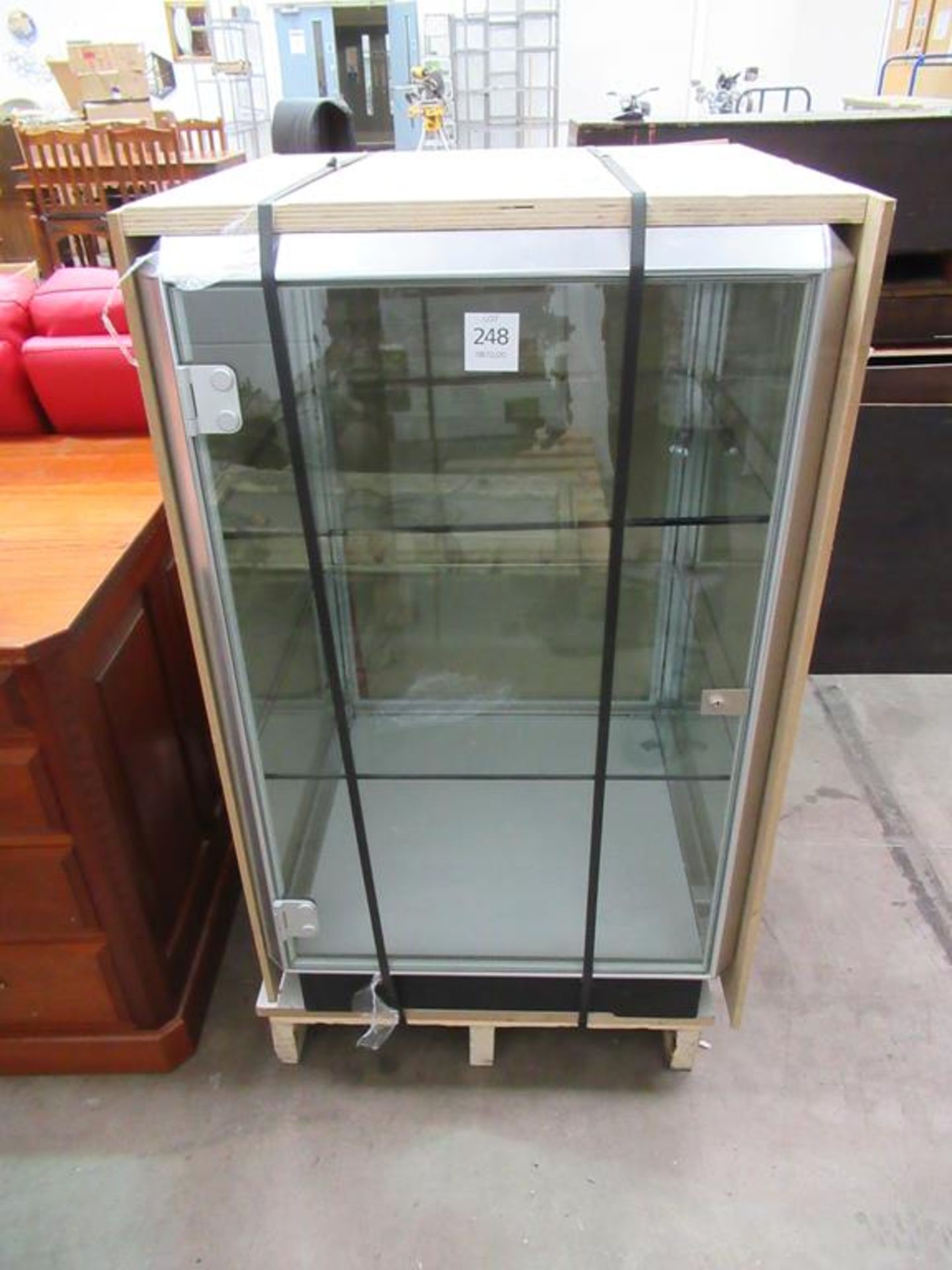 Single glass drawer cabinet - Image 2 of 2