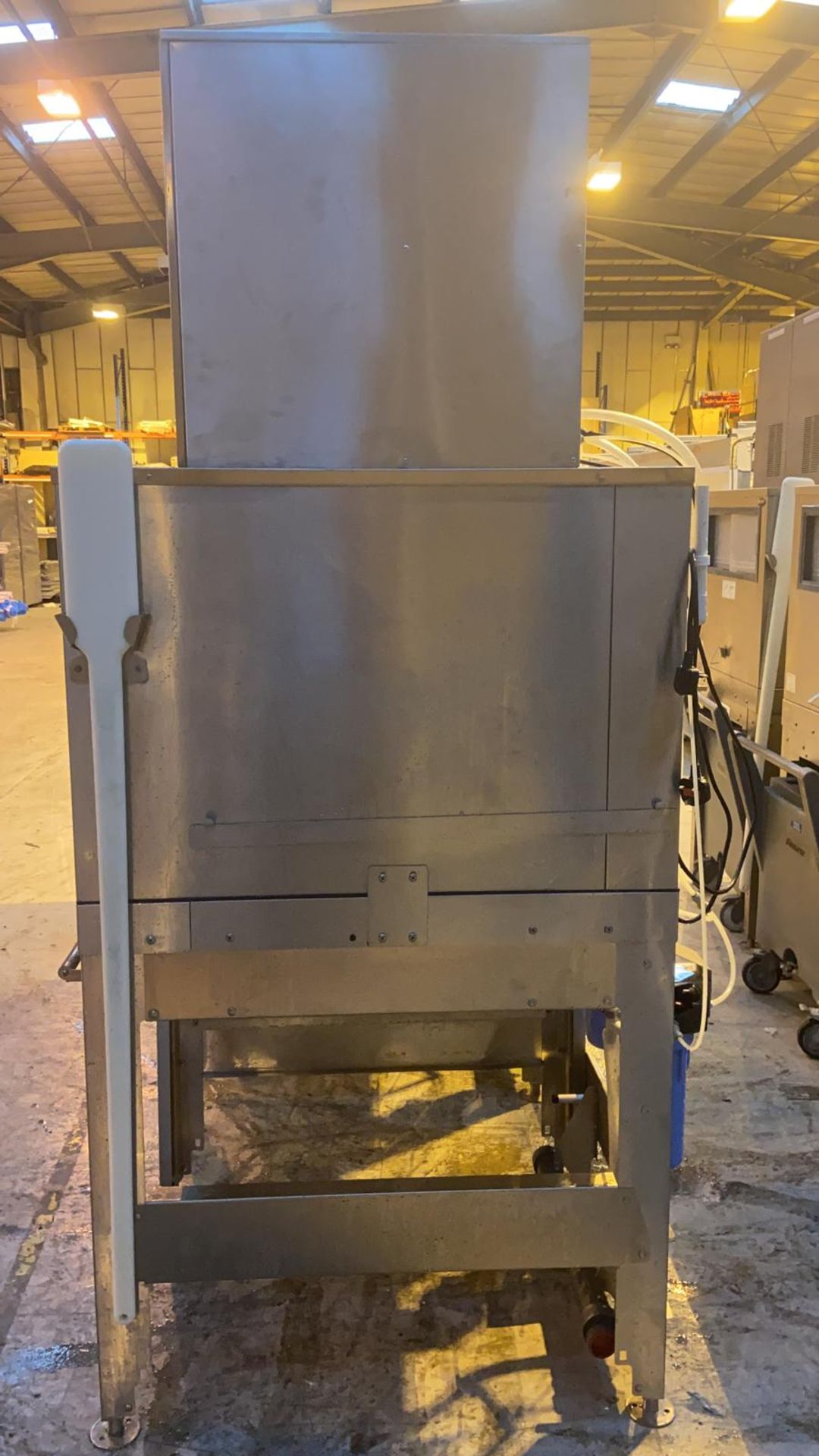 An ICS 700P Commercial Ice Making Machine - Image 2 of 4