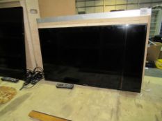 Panasonic TX-39A400B 39" Television with Bespoke Bracket and Wooden Box